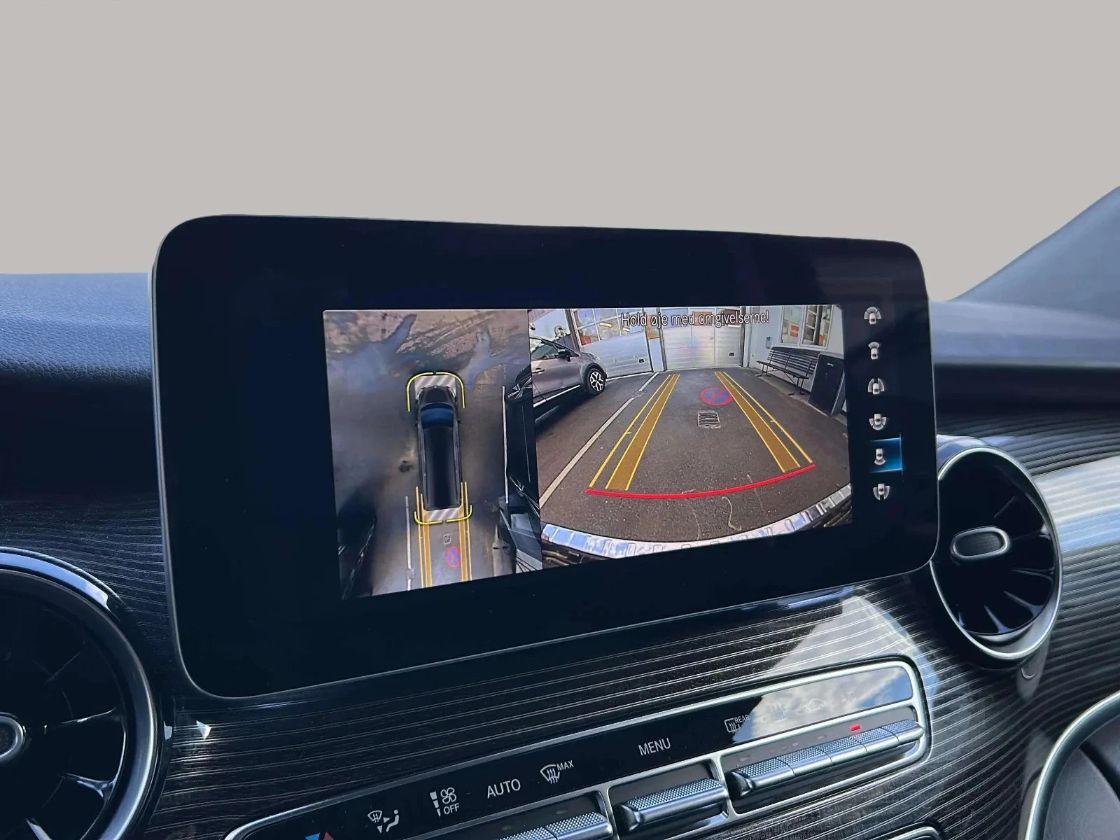 Mercedes-Benz-EQV-image-13