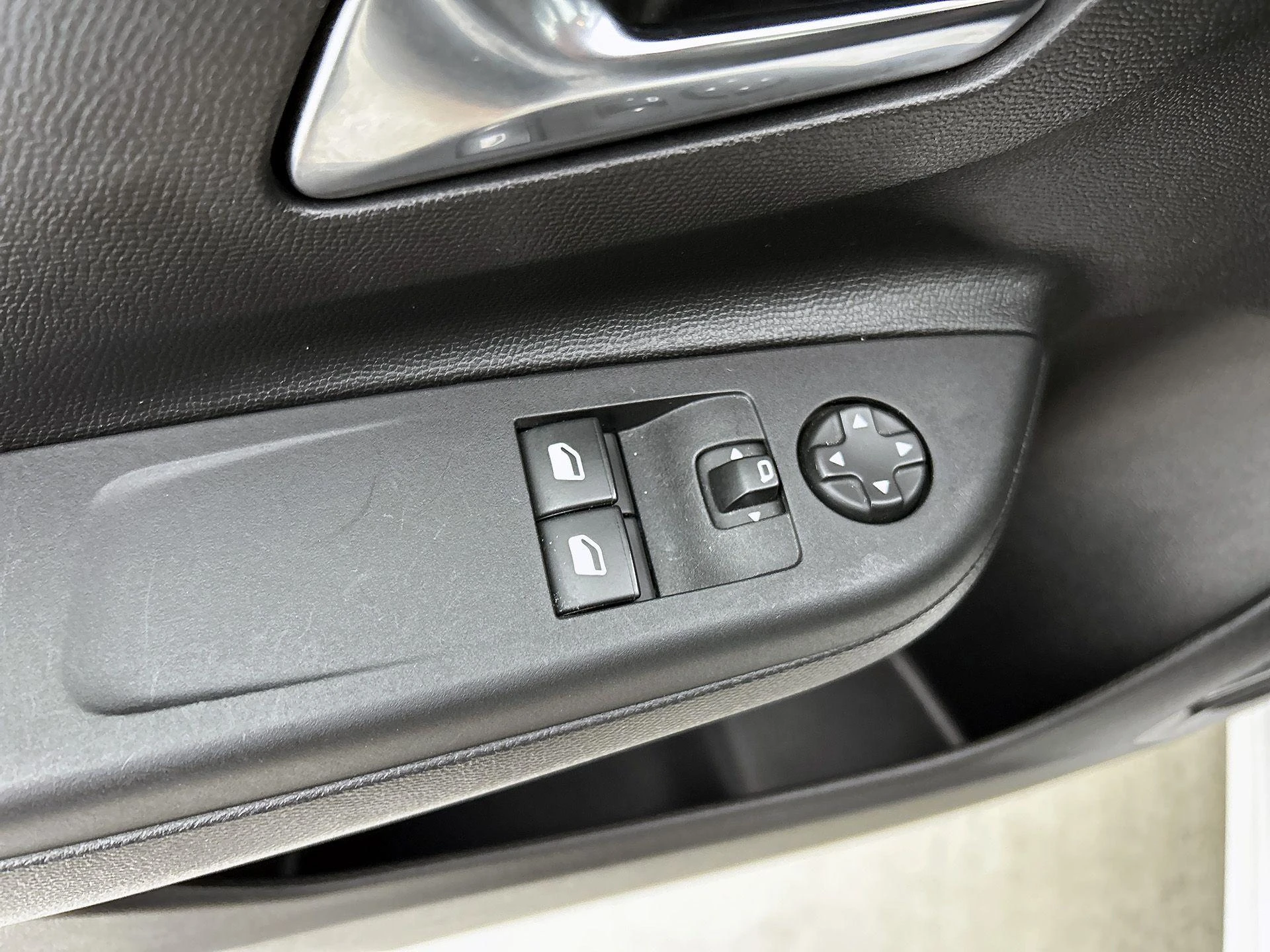 Opel-Corsa-image-23