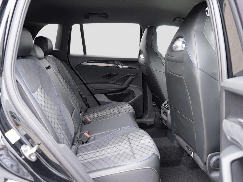Volkswagen-Tiguan-image-8