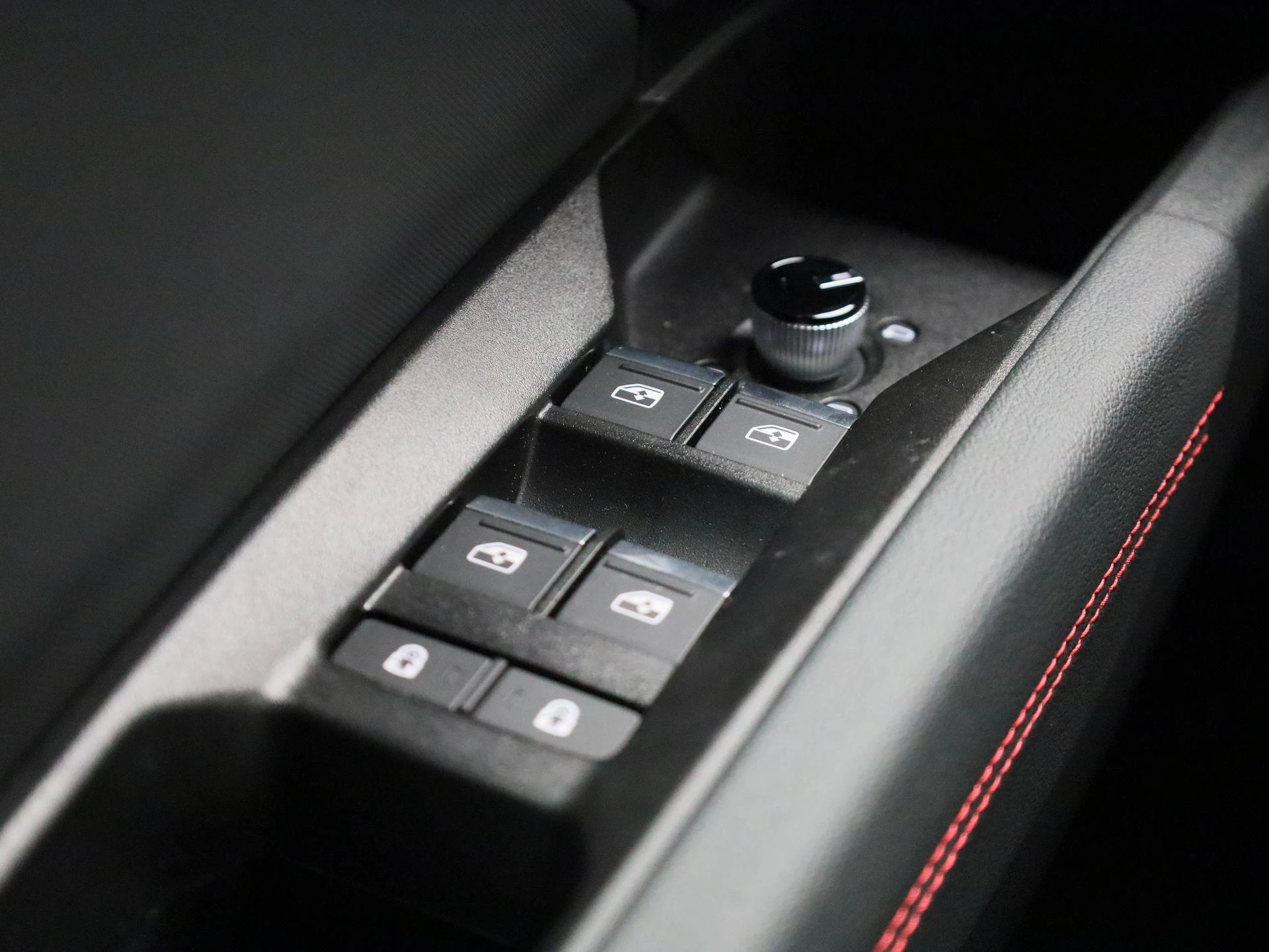 Audi-Q4 e-tron-image-35