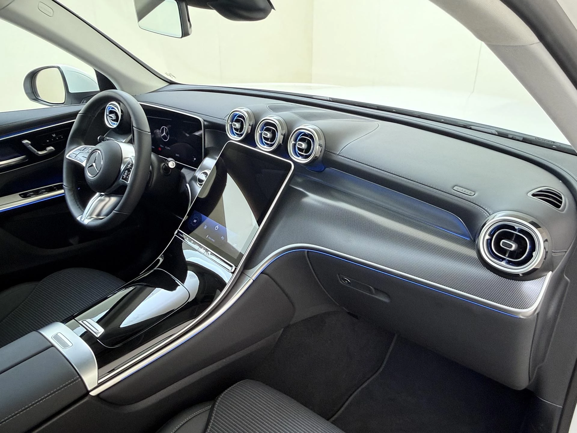 Mercedes-Benz GLC 300e 4MATIC Luxury Line