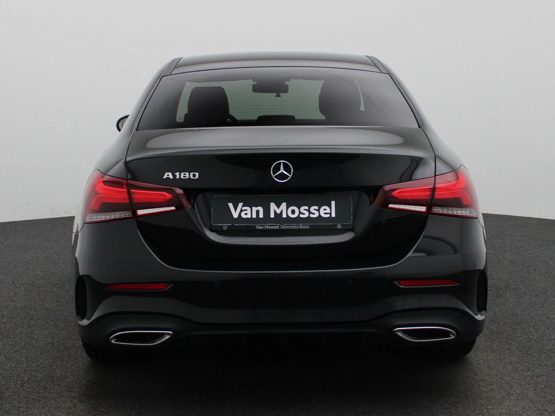 Mercedes-Benz-A-Klasse-image-5