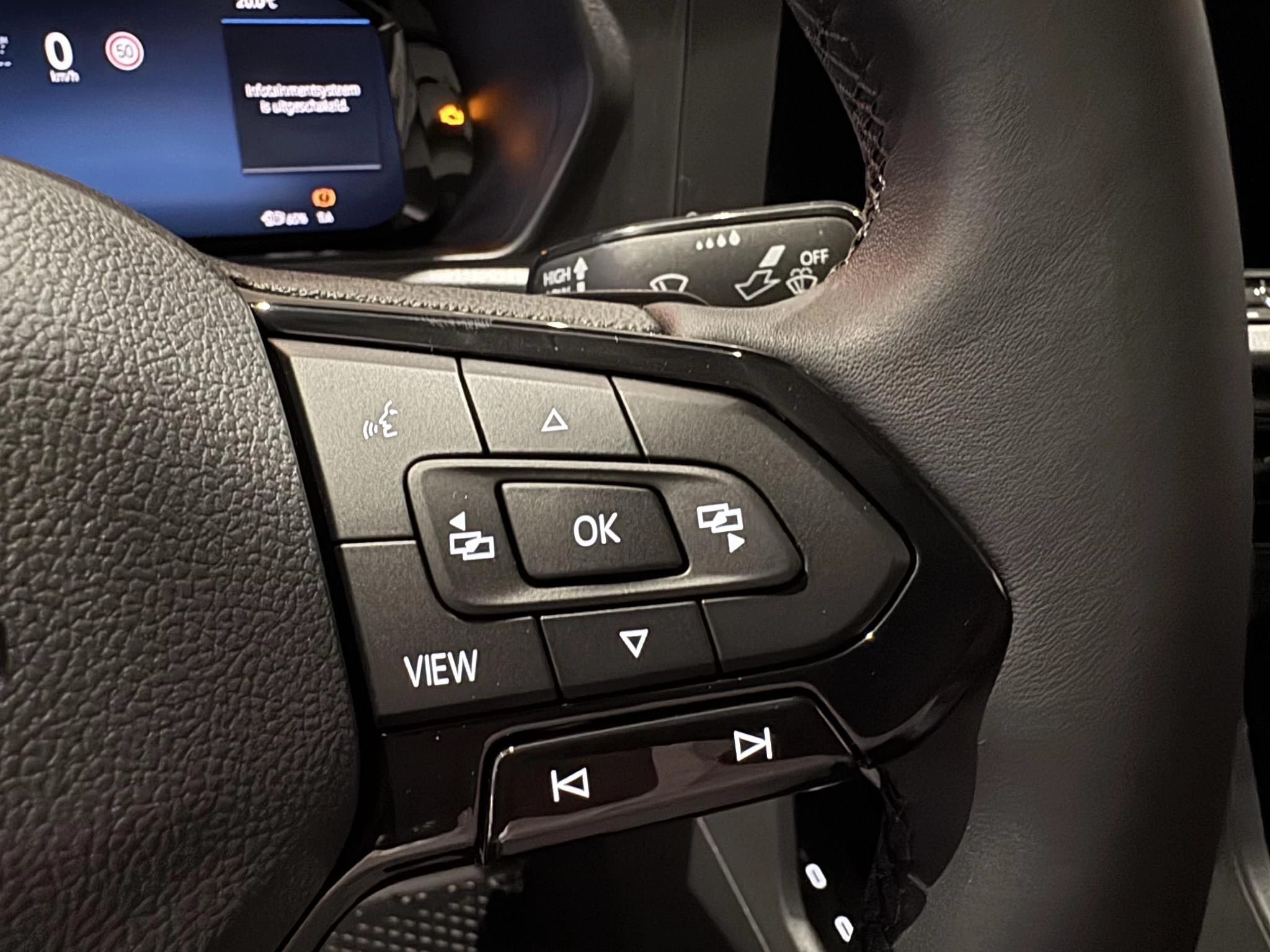 Ford-Transit Connect-image-19