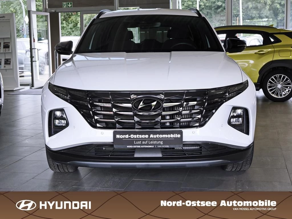 Hyundai Tucson 1.6 T-GDI ADVANTAGE 2WD SHZ LHZ NAVI LED