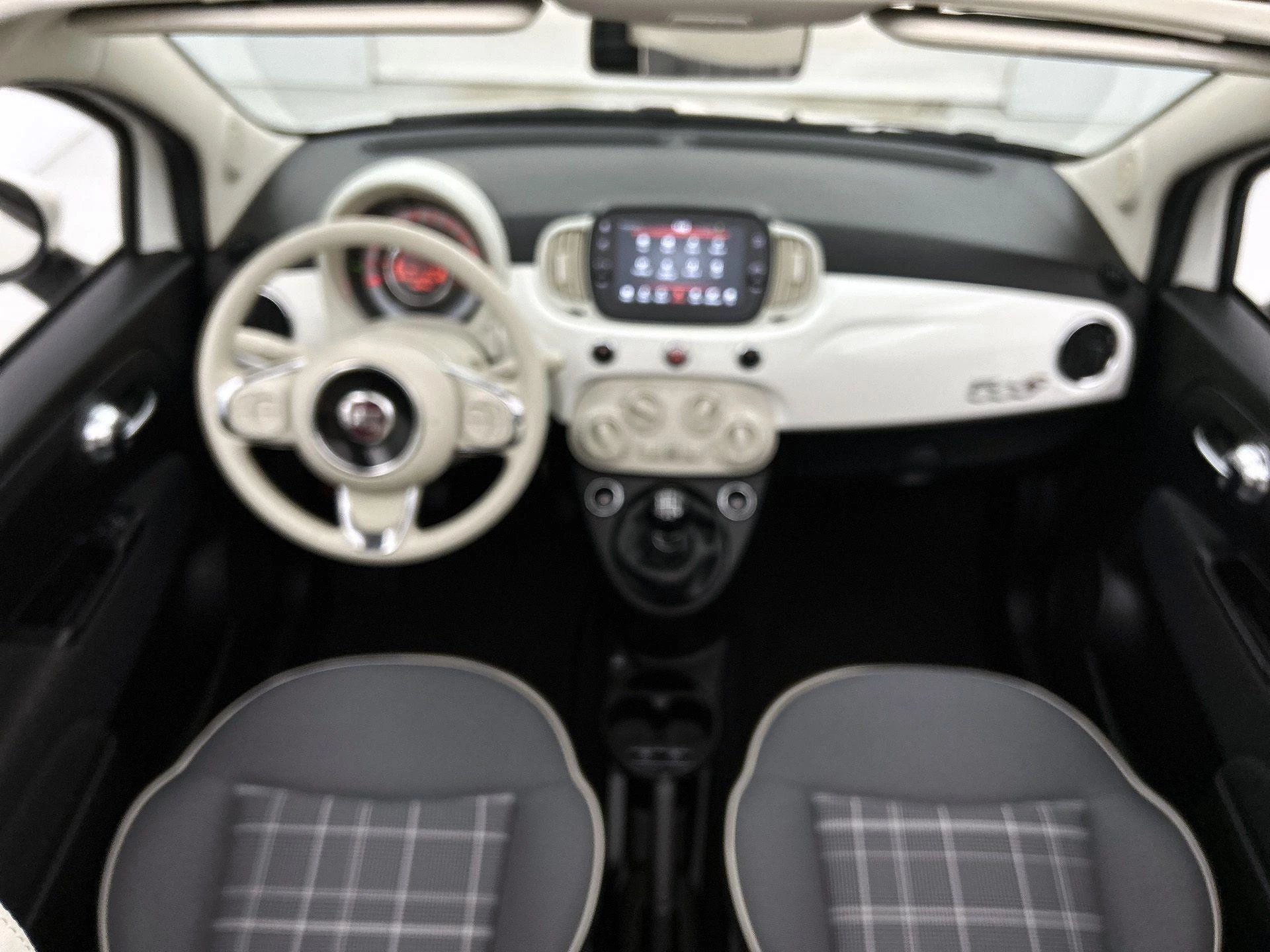 Fiat-500C-image-21