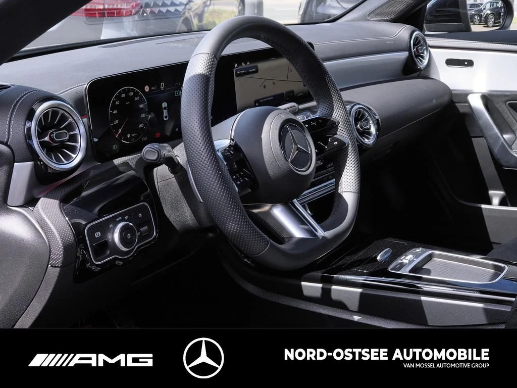 Mercedes-Benz CLA 200 d AMG COUPÉ ADV.+ MBUX NIGHT SHZ AMG Line