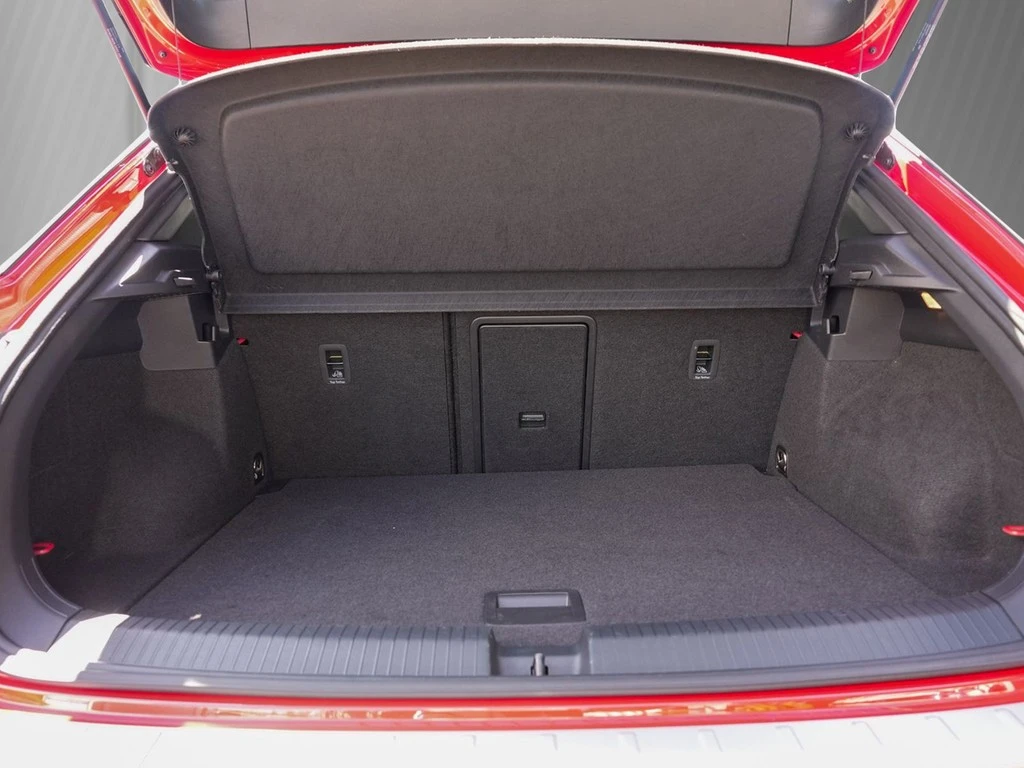 Volkswagen-T-Roc-image-5