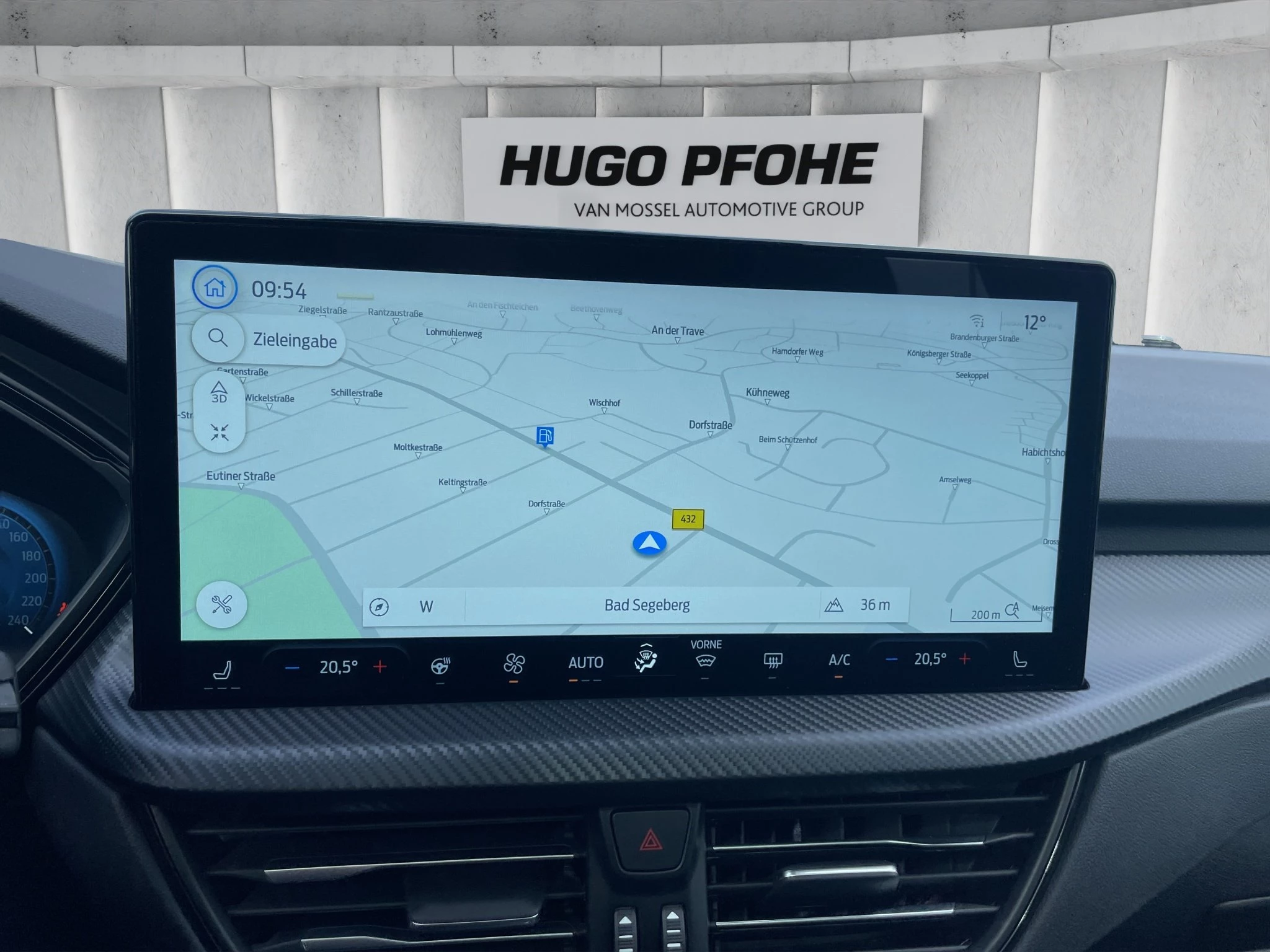 Ford Kuga ST-Line X*PANO*AHK*LED-MATRIX*360GRAD*ACC*NAVI*SOUND-SYS.