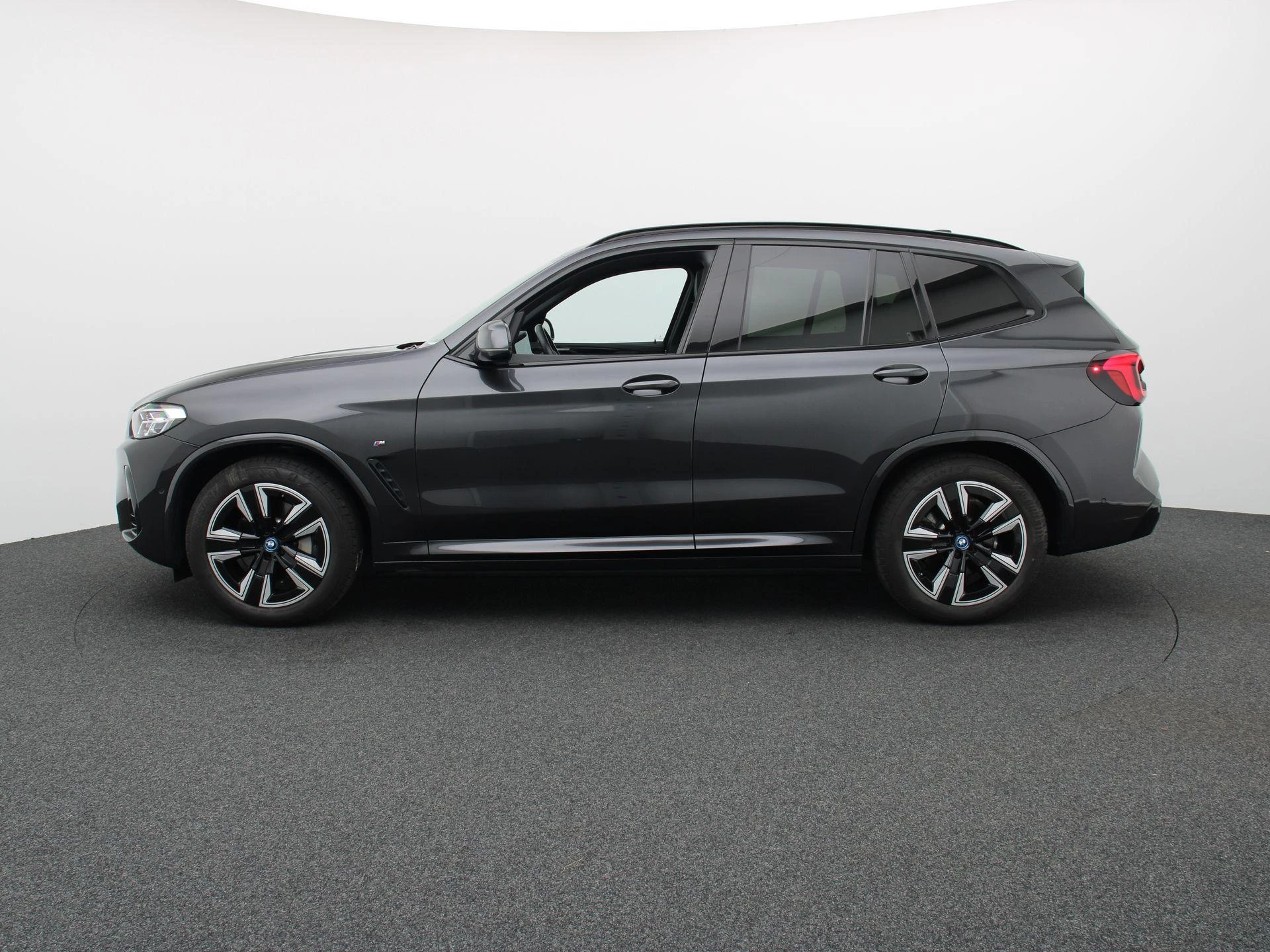 BMW iX3 80KWH M SPORT