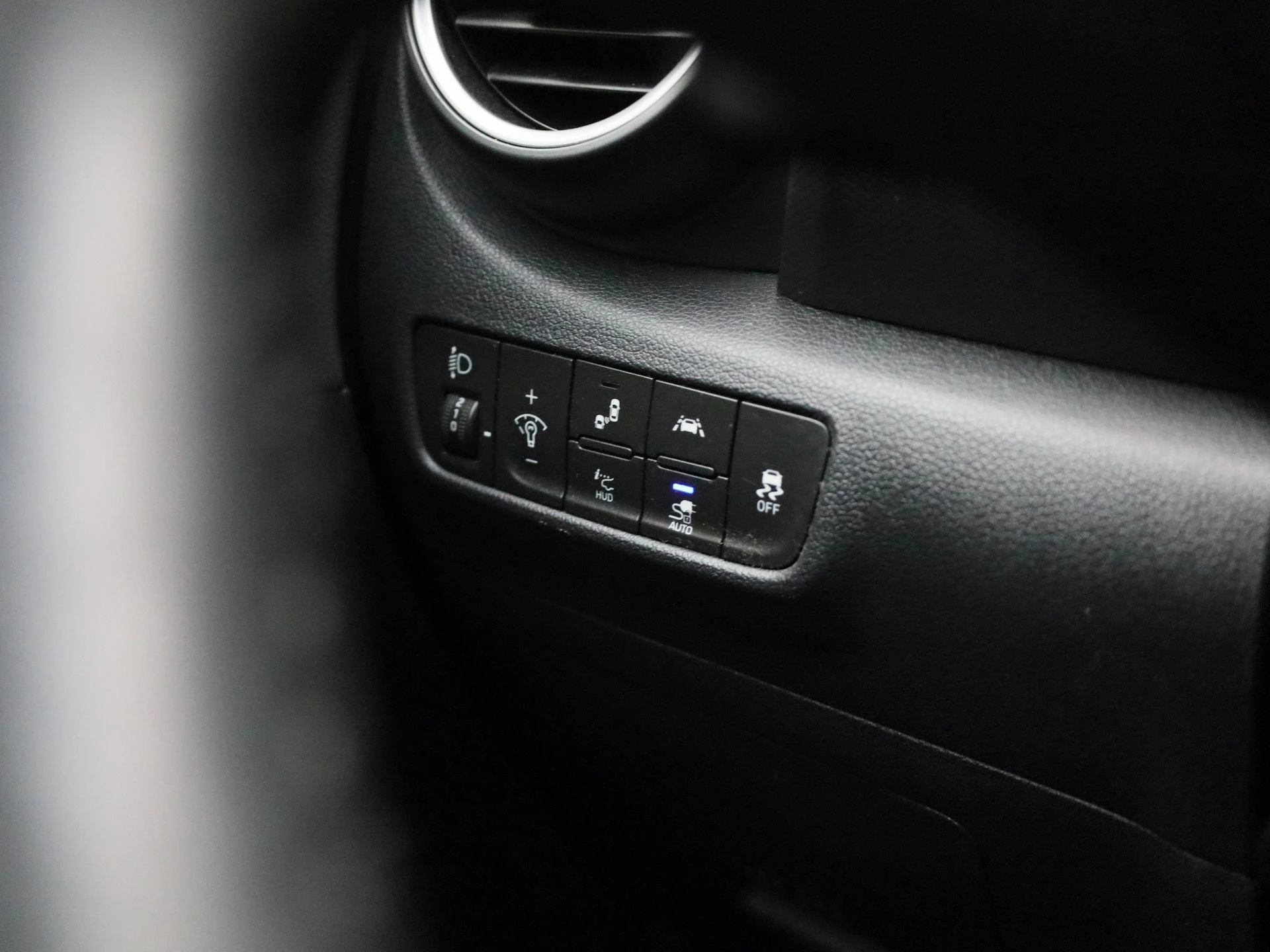 Hyundai-Kona-image-24