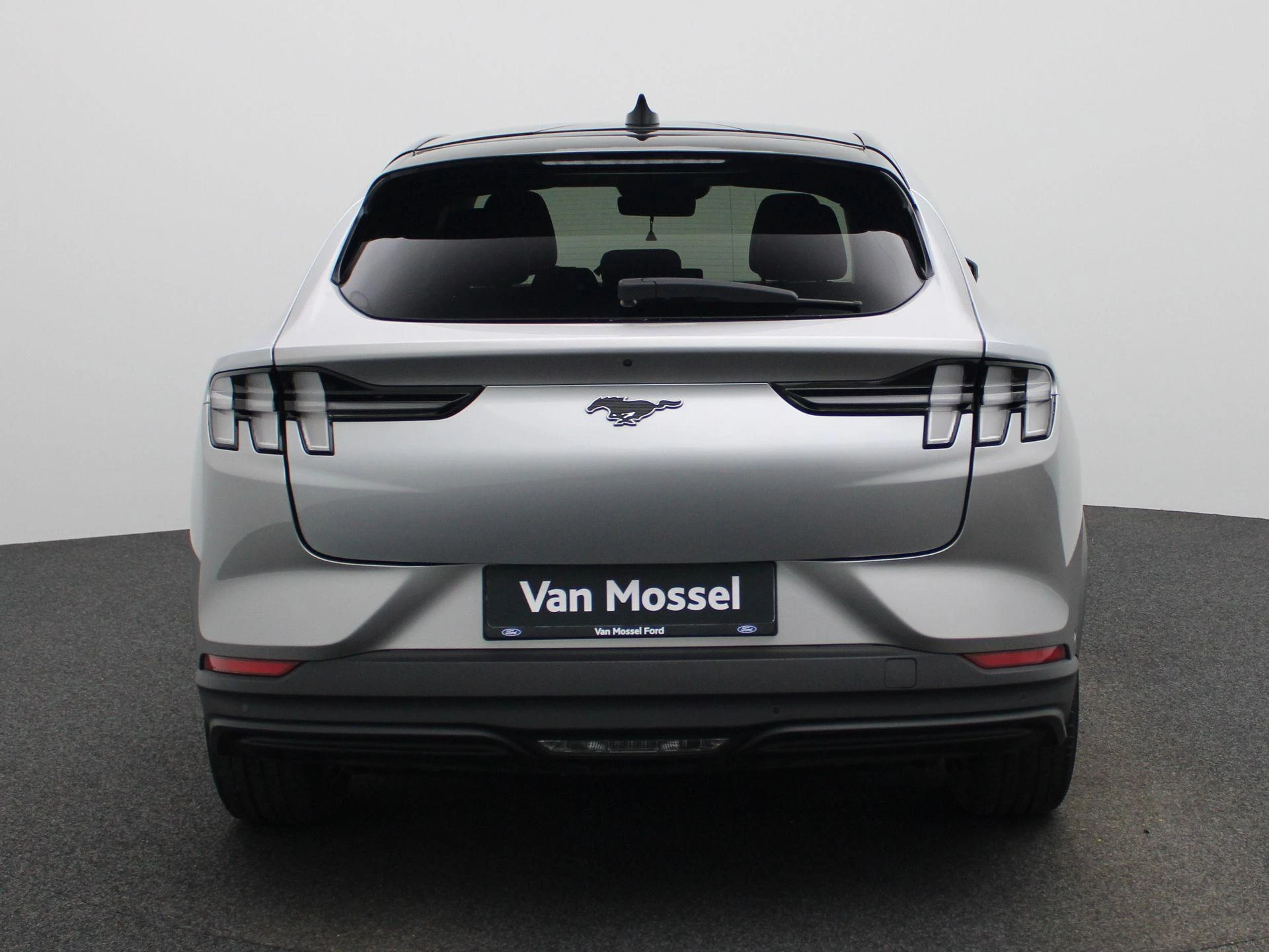 Ford Mustang Mach-E RWD 75 kWh