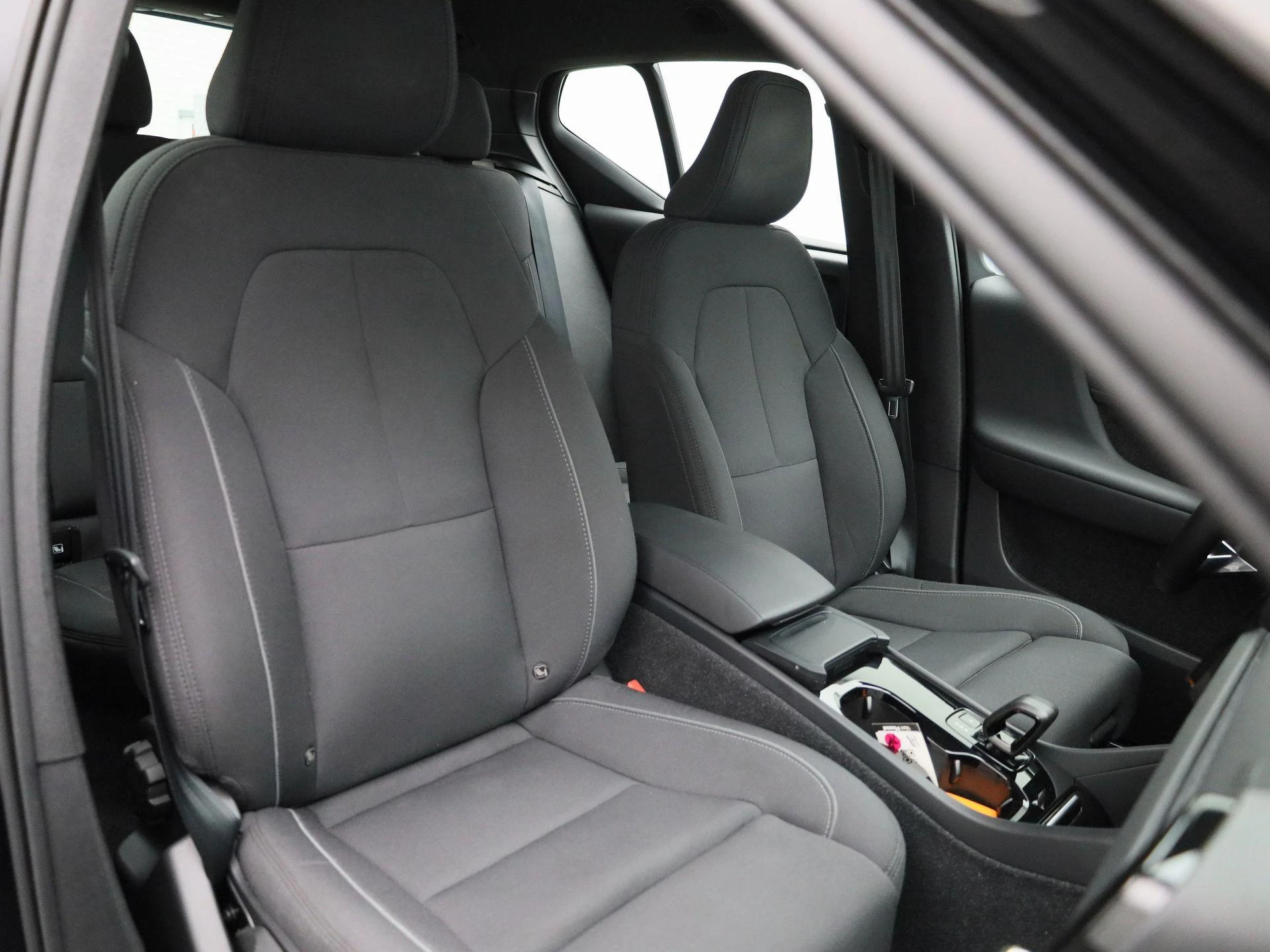 Volvo-XC40-image-33