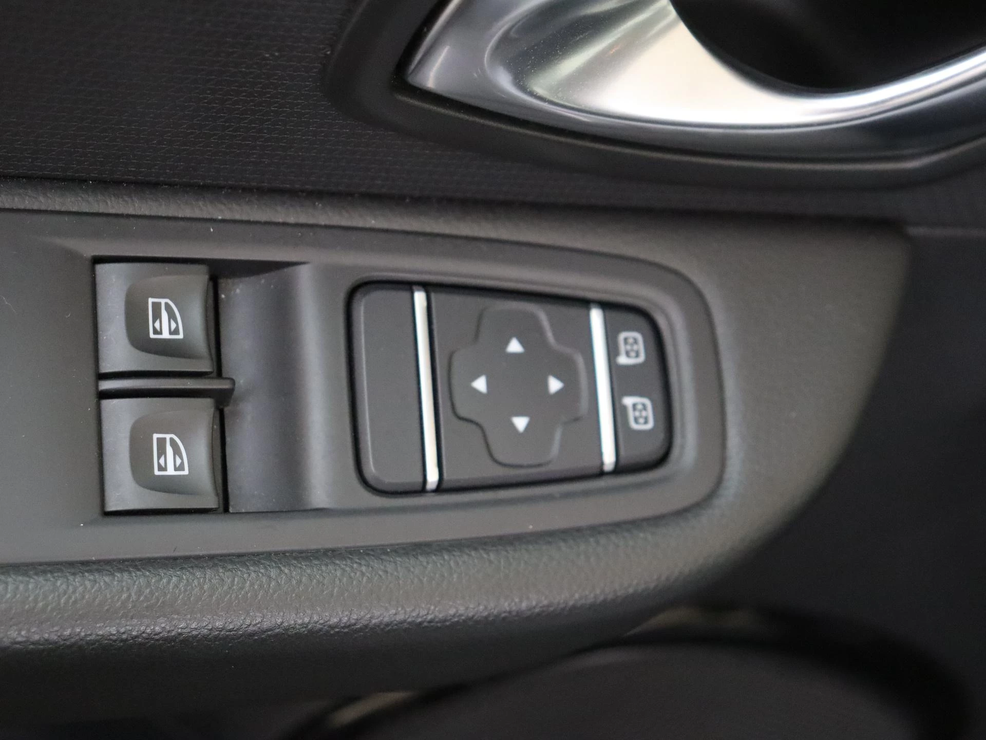 Renault-Clio-image-26