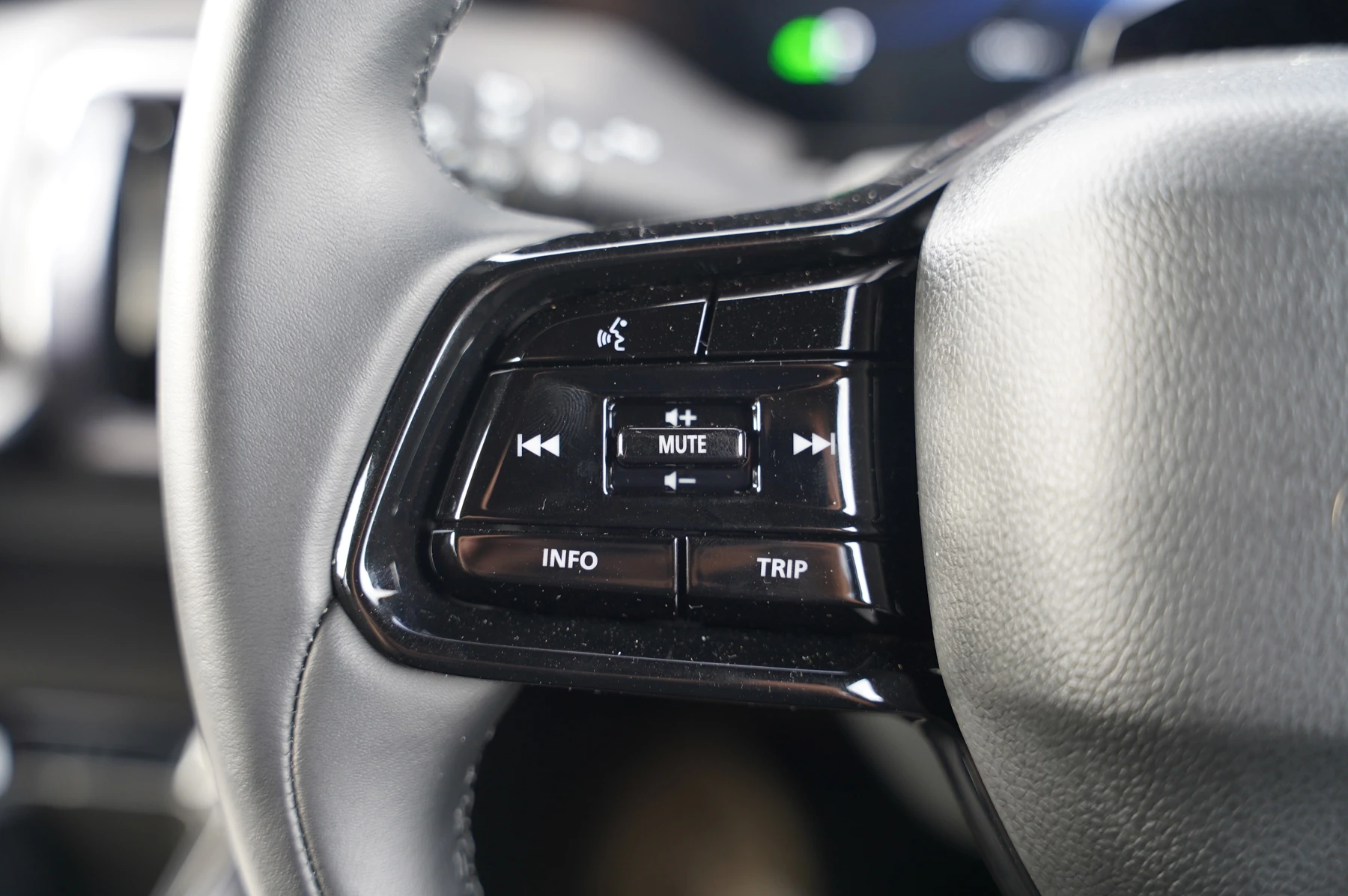 Suzuki-e Vitara-image-19