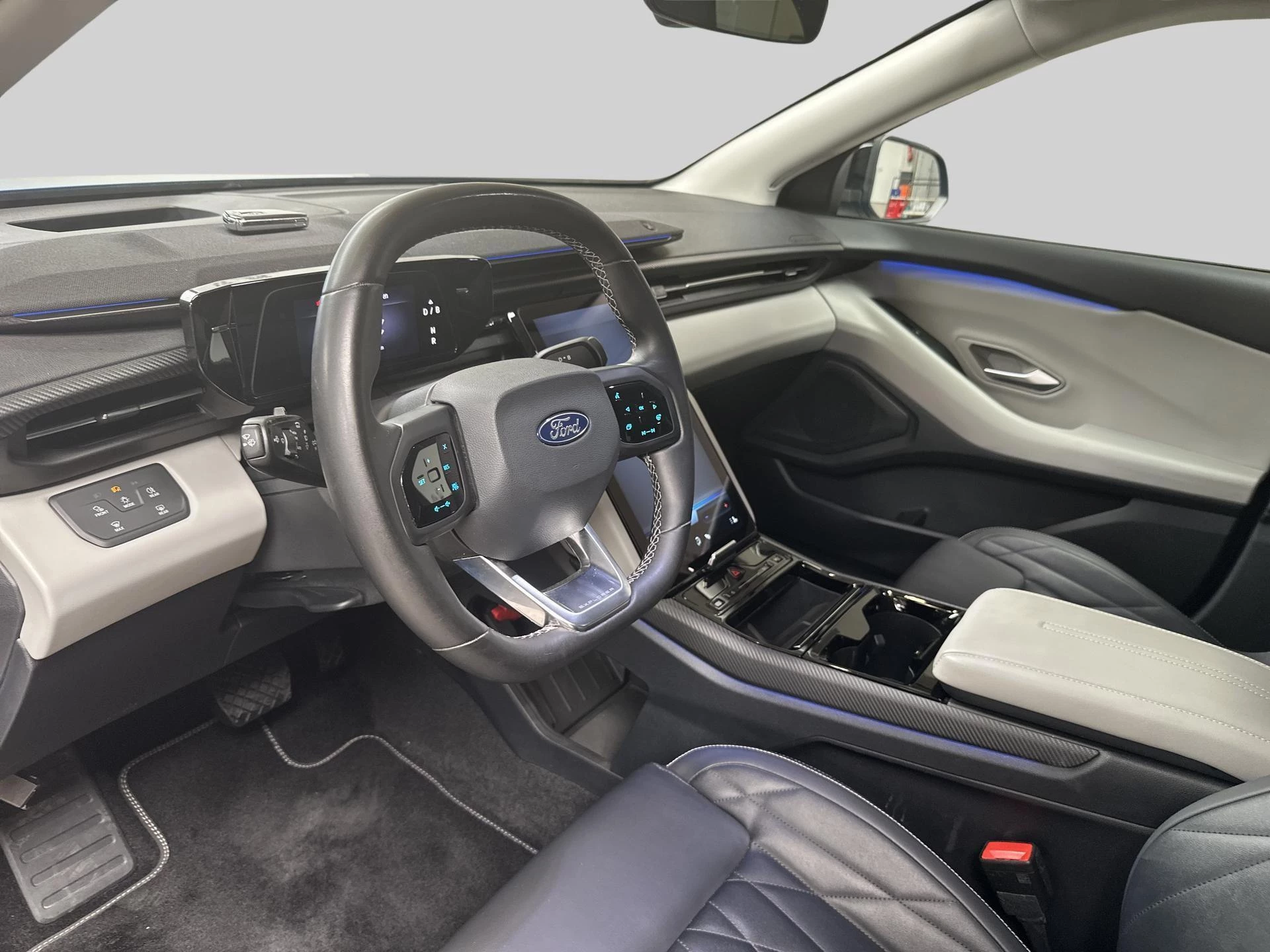 Ford-Explorer-image-8