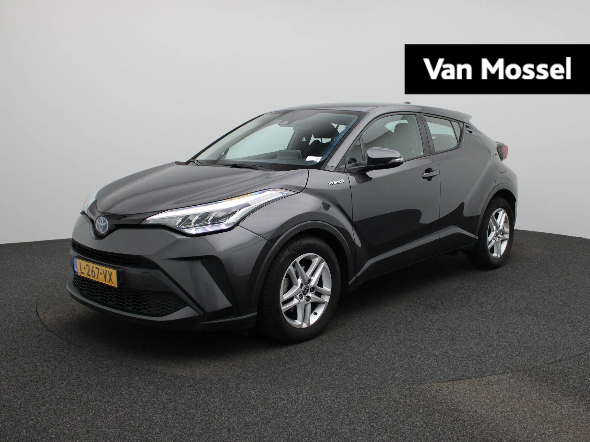 Toyota-C-HR-image-0