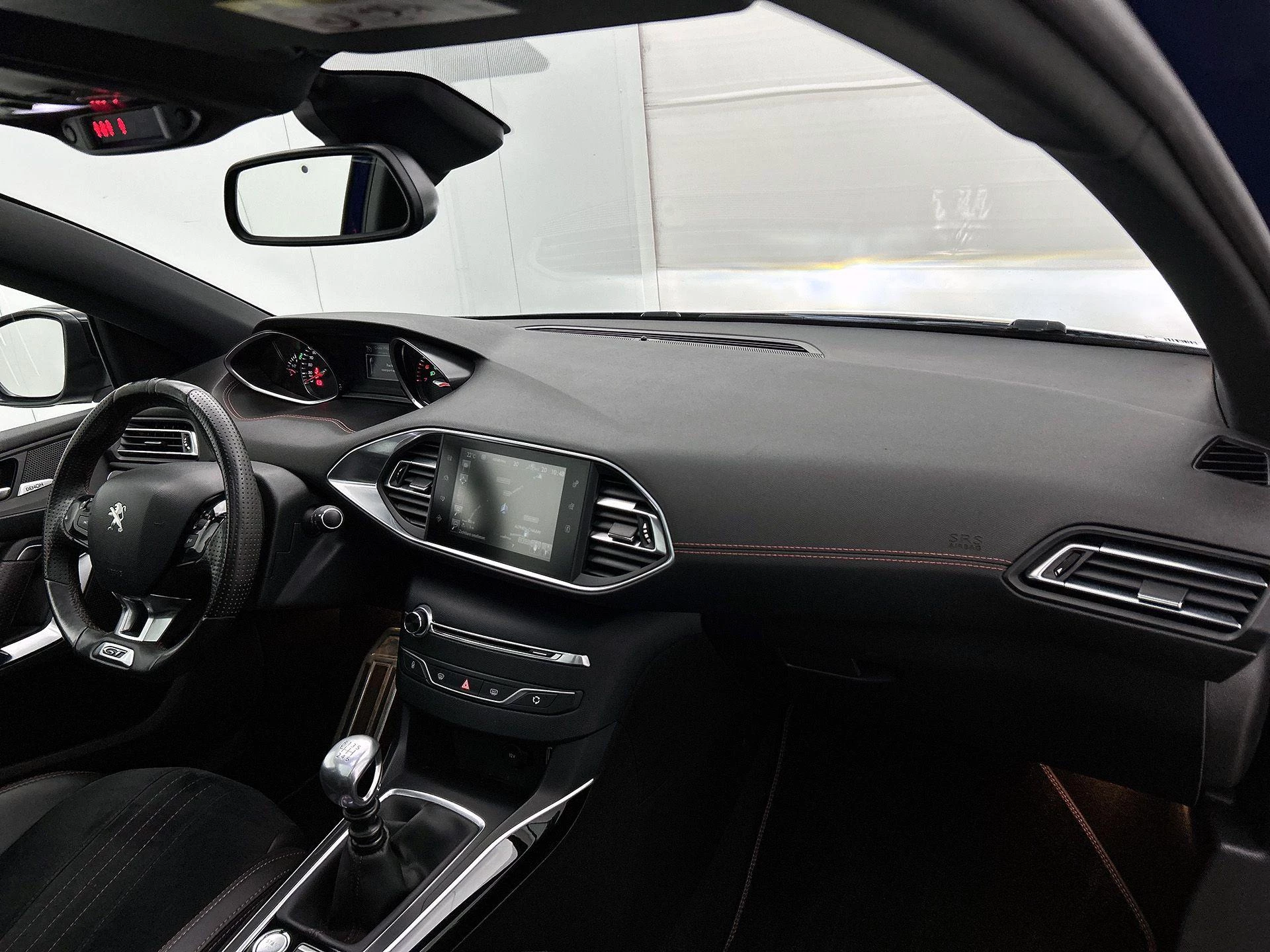 Peugeot-308-image-16