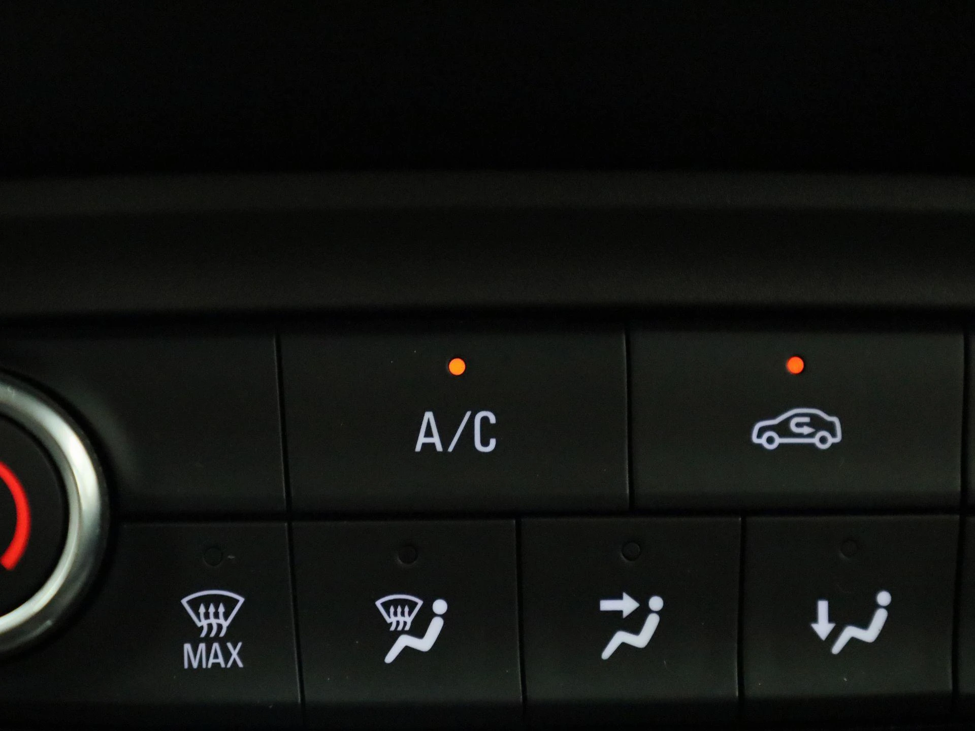 Opel-Crossland X-image-24