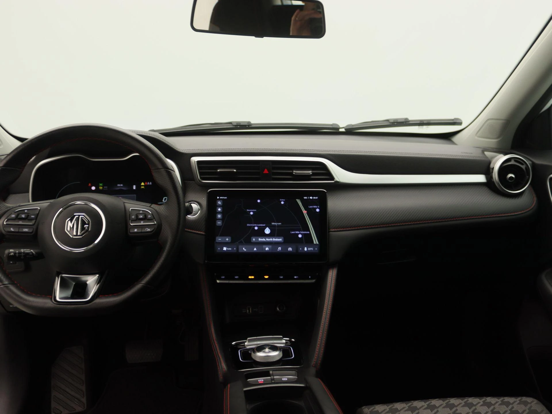 MG-ZS EV-image-6