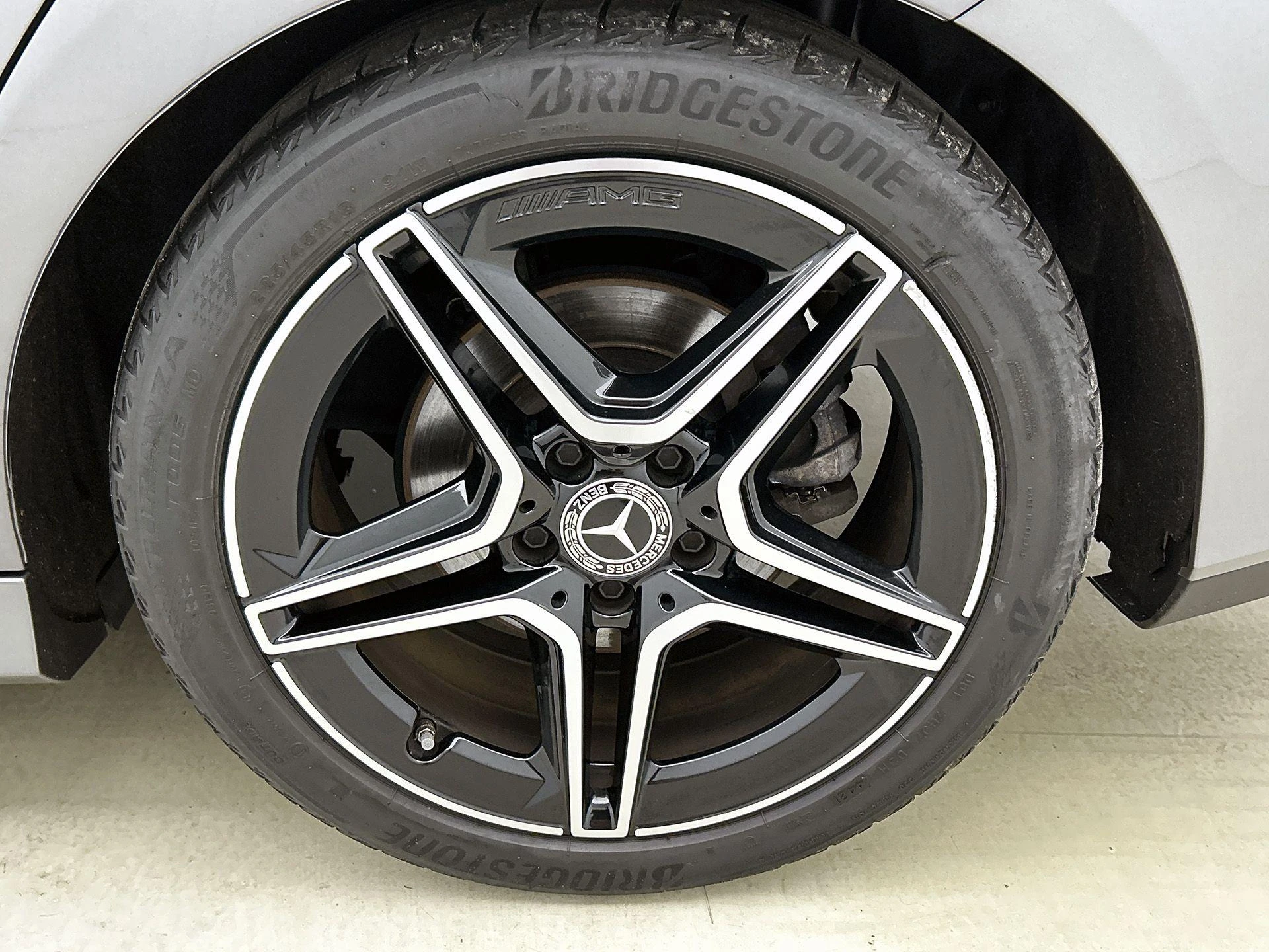 Mercedes-Benz-CLA-image-42