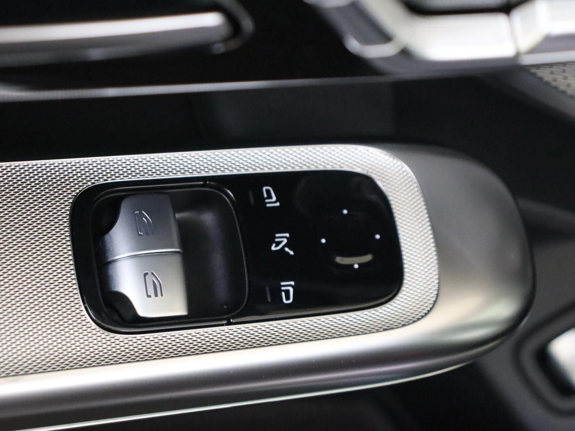 Mercedes-Benz-CLE-image-36