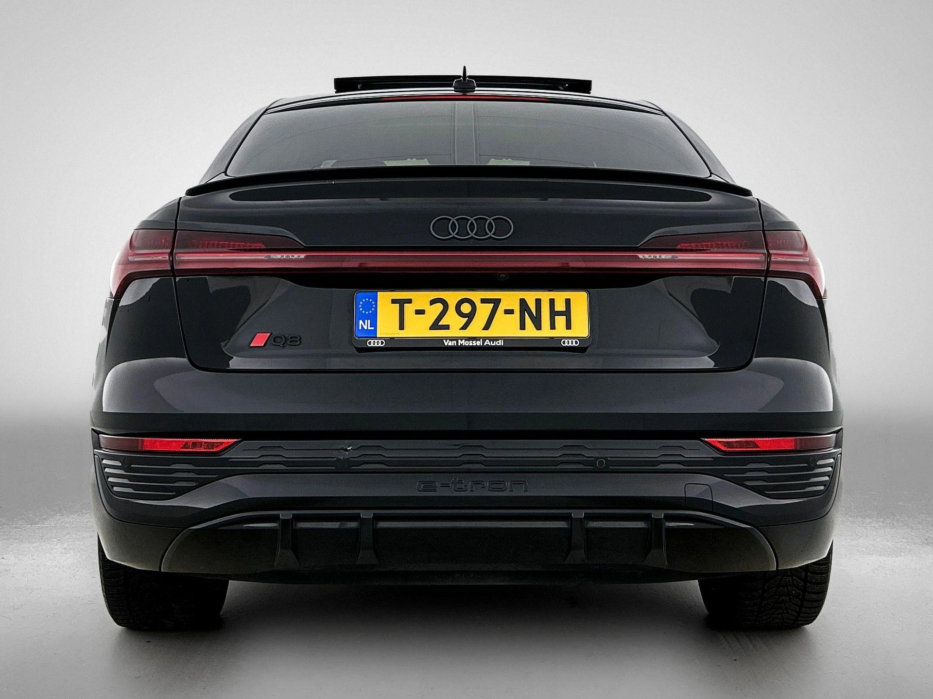 Audi-Q8 Sportback e-tron-image-2