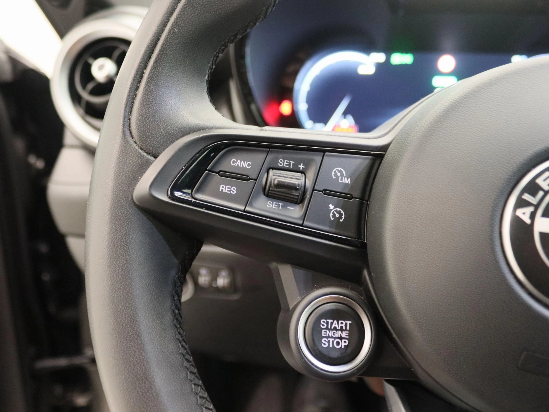 Alfa Romeo Tonale 1.5T Hybrid Super
