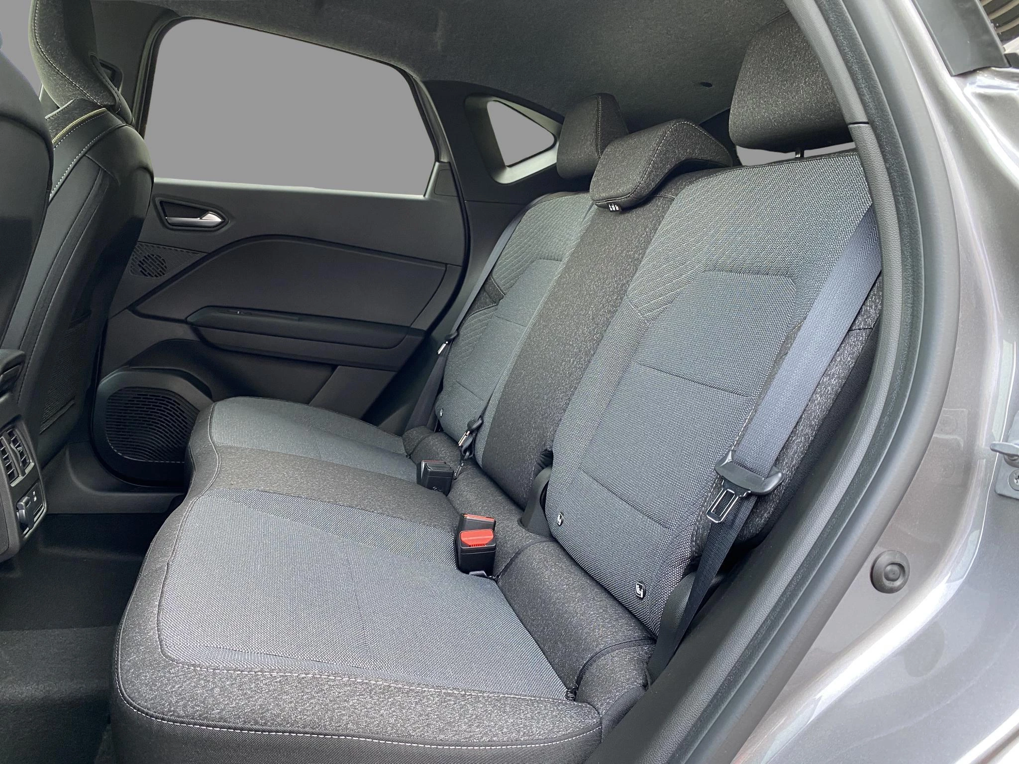 Renault-Captur-image-11