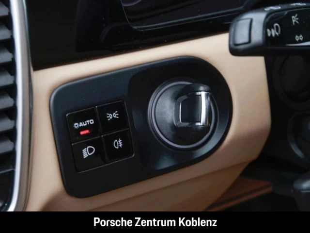 Porsche Cayenne E-Hybrid Coupe -