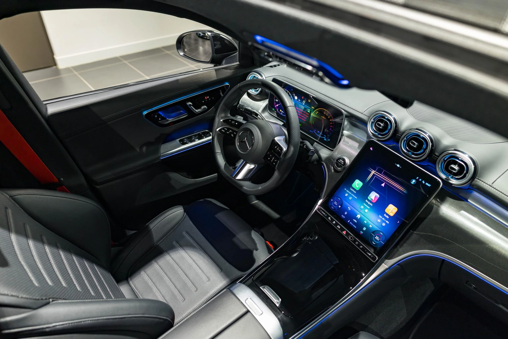 Mercedes-Benz-GLC-image-7