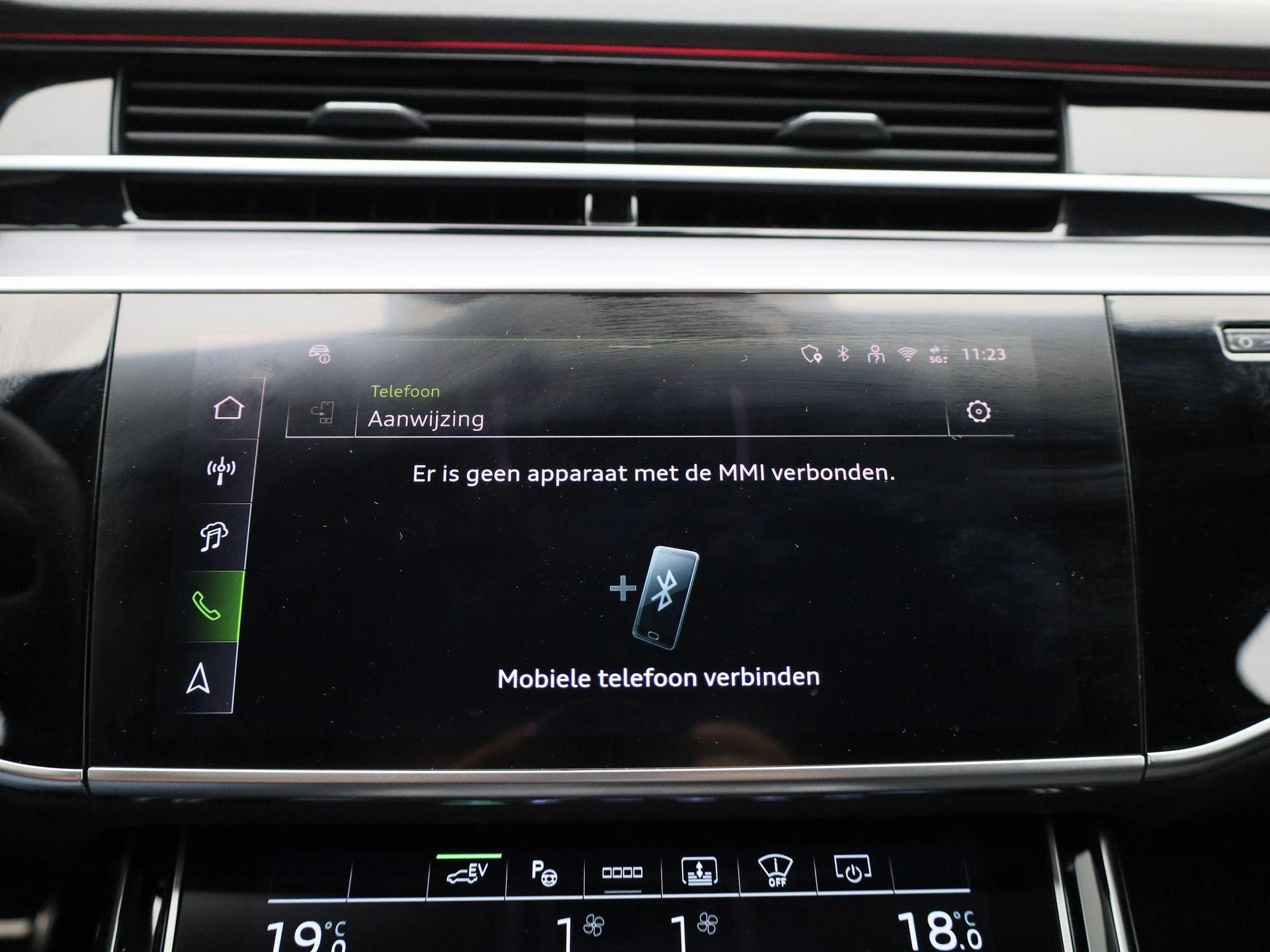 Audi-A8-image-26