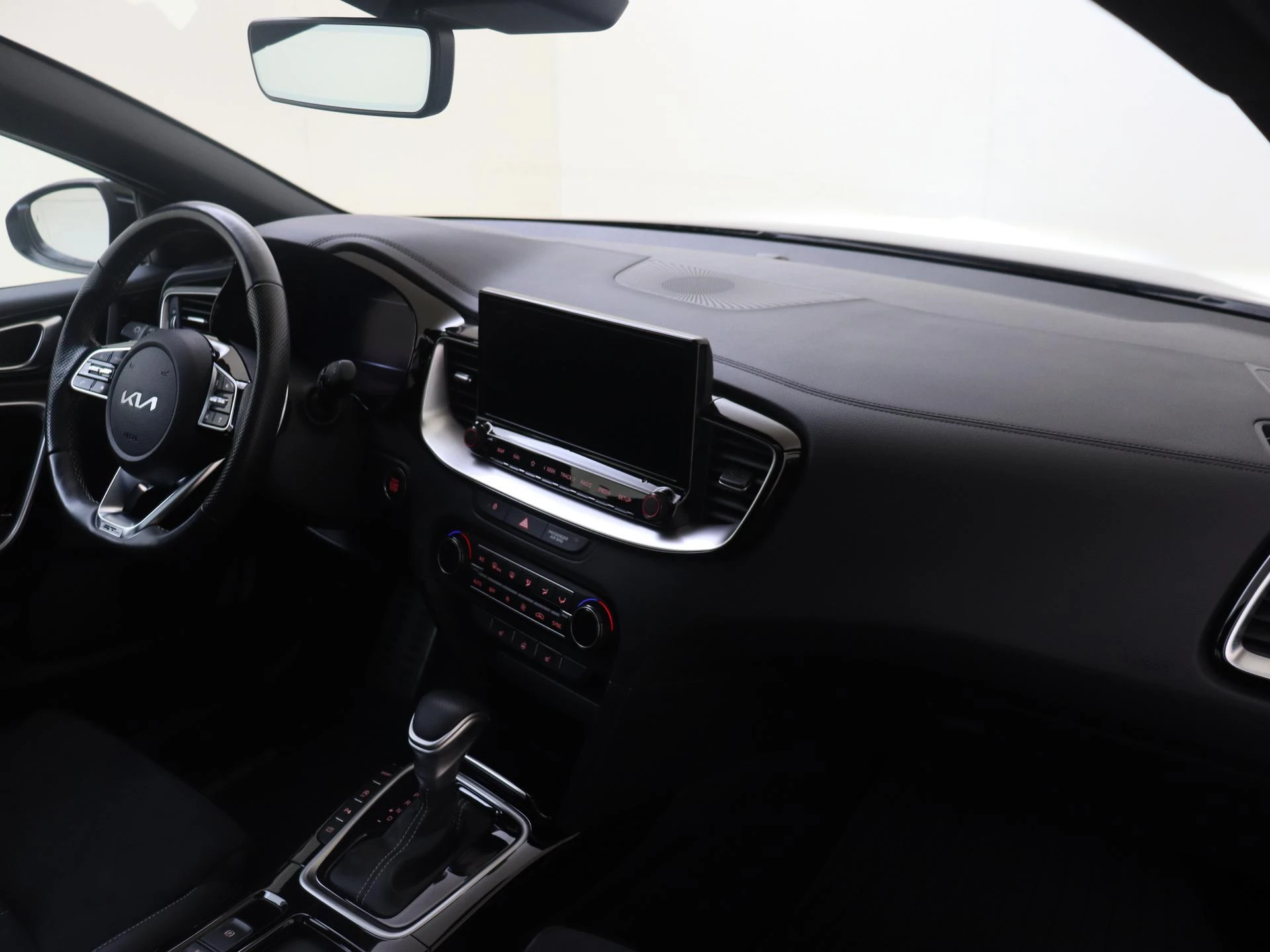 Kia-Ceed Sportswagon-image-4