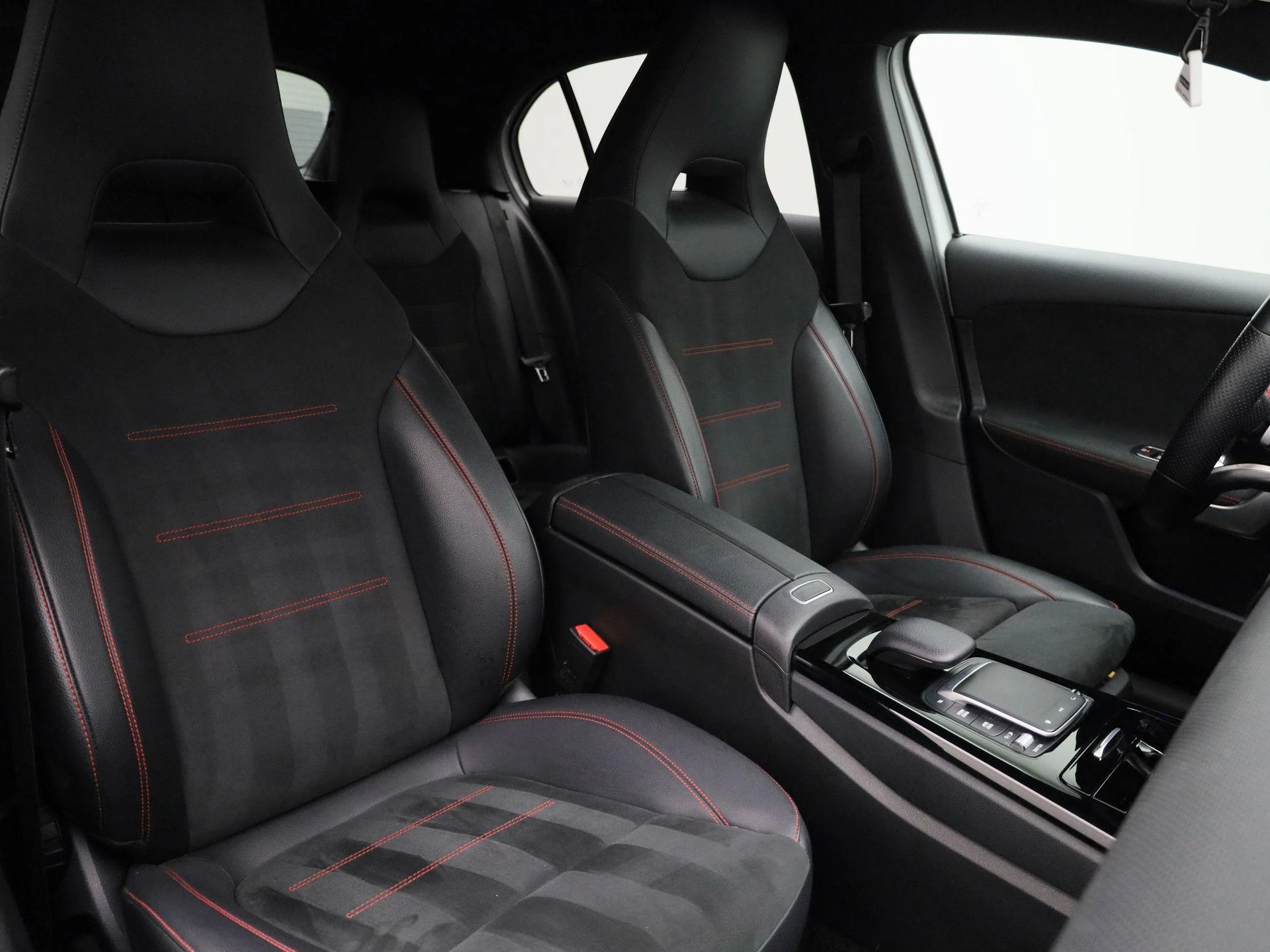 Mercedes-Benz A-Klasse 250 e AMG Line