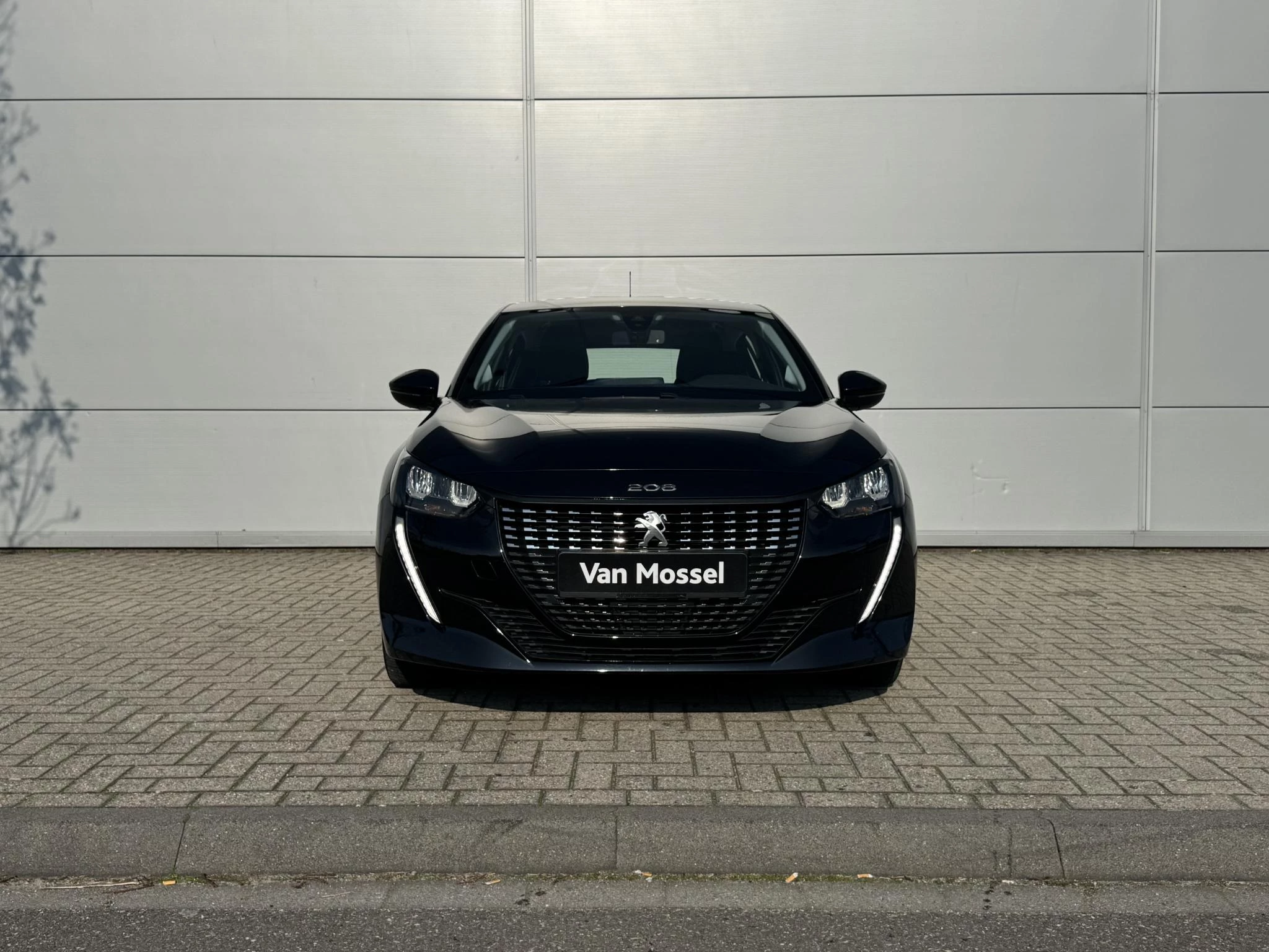 Peugeot-208-image-8
