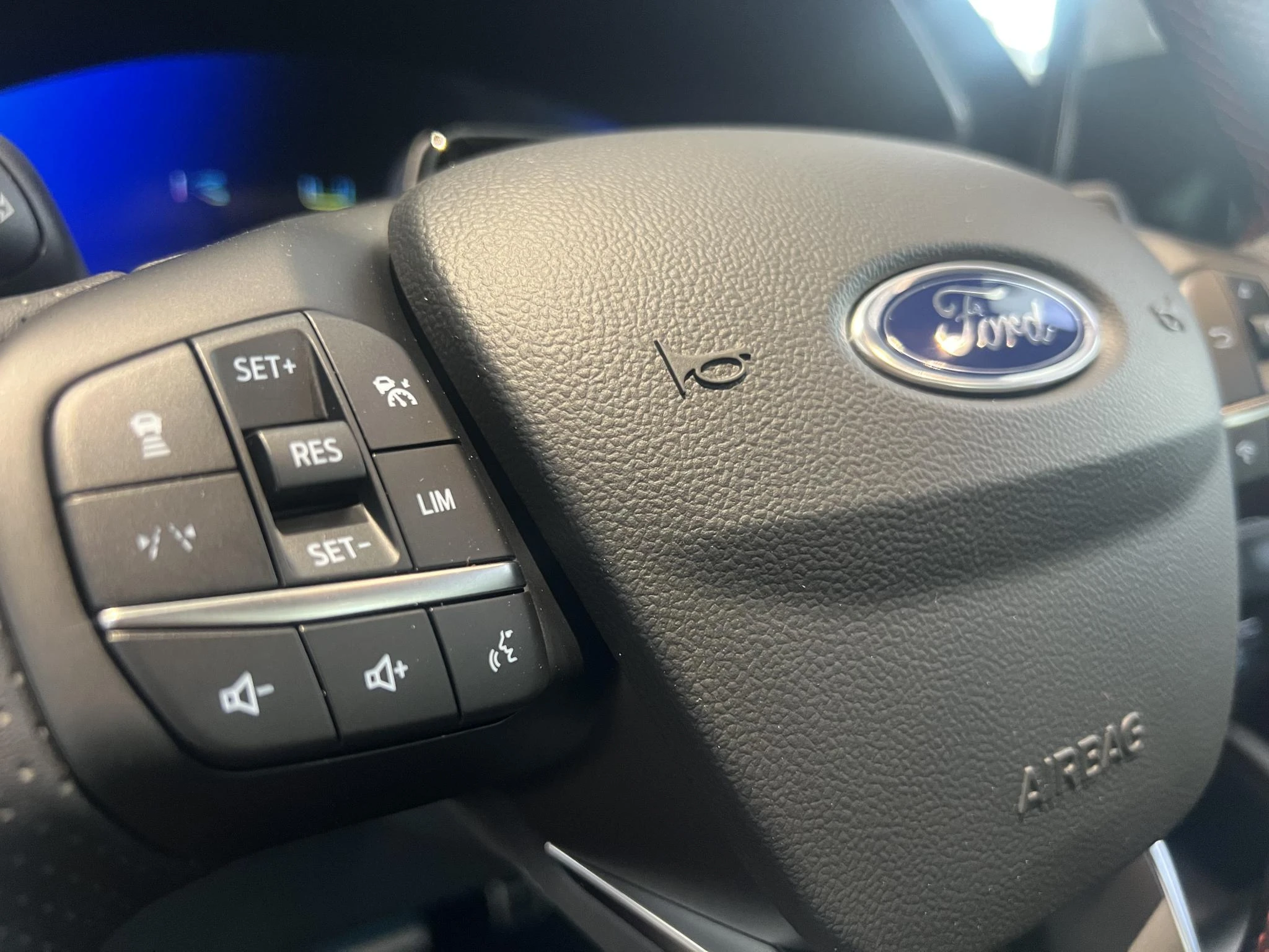 Ford-Kuga-image-21
