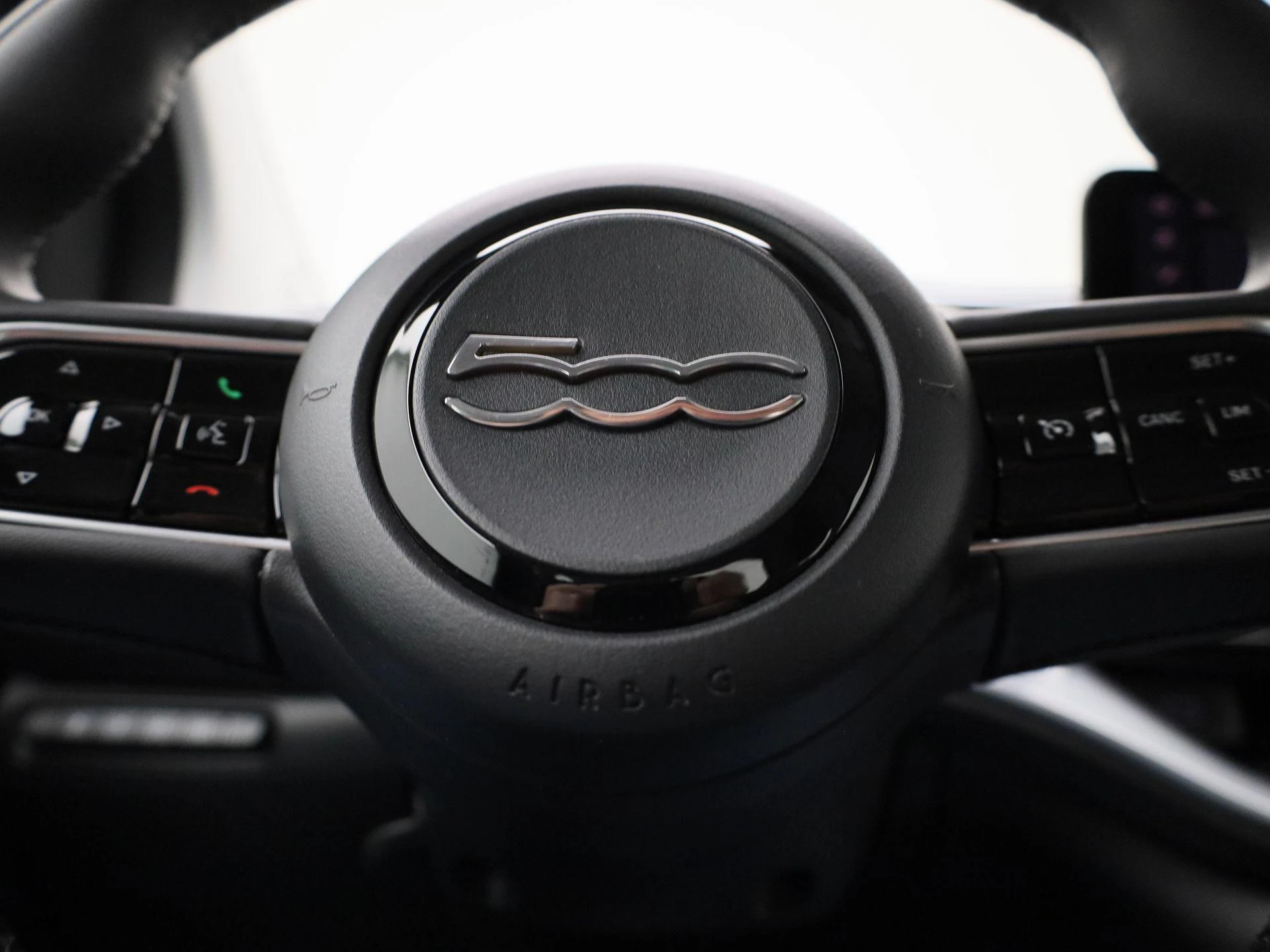 Fiat-500e-image-28