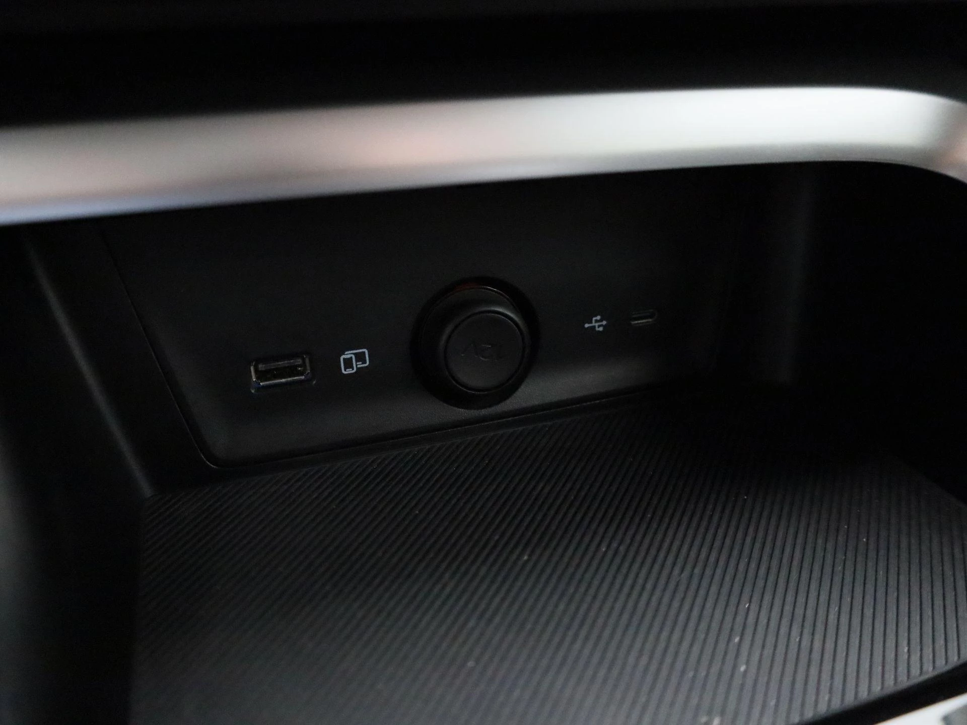 MG-ZS-image-18