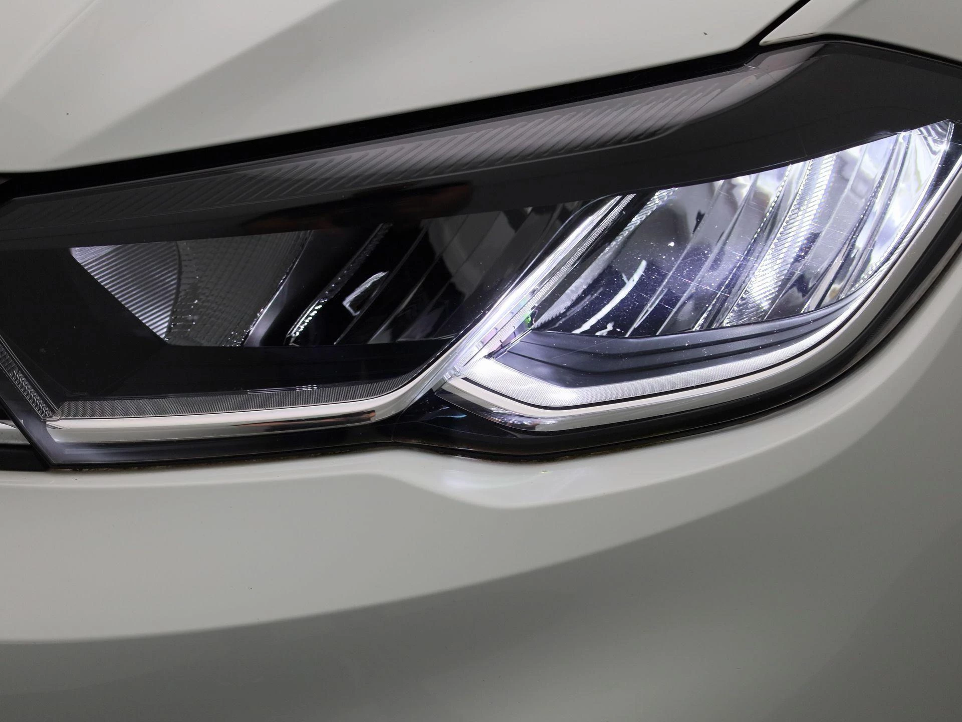Volkswagen-Polo-image-15