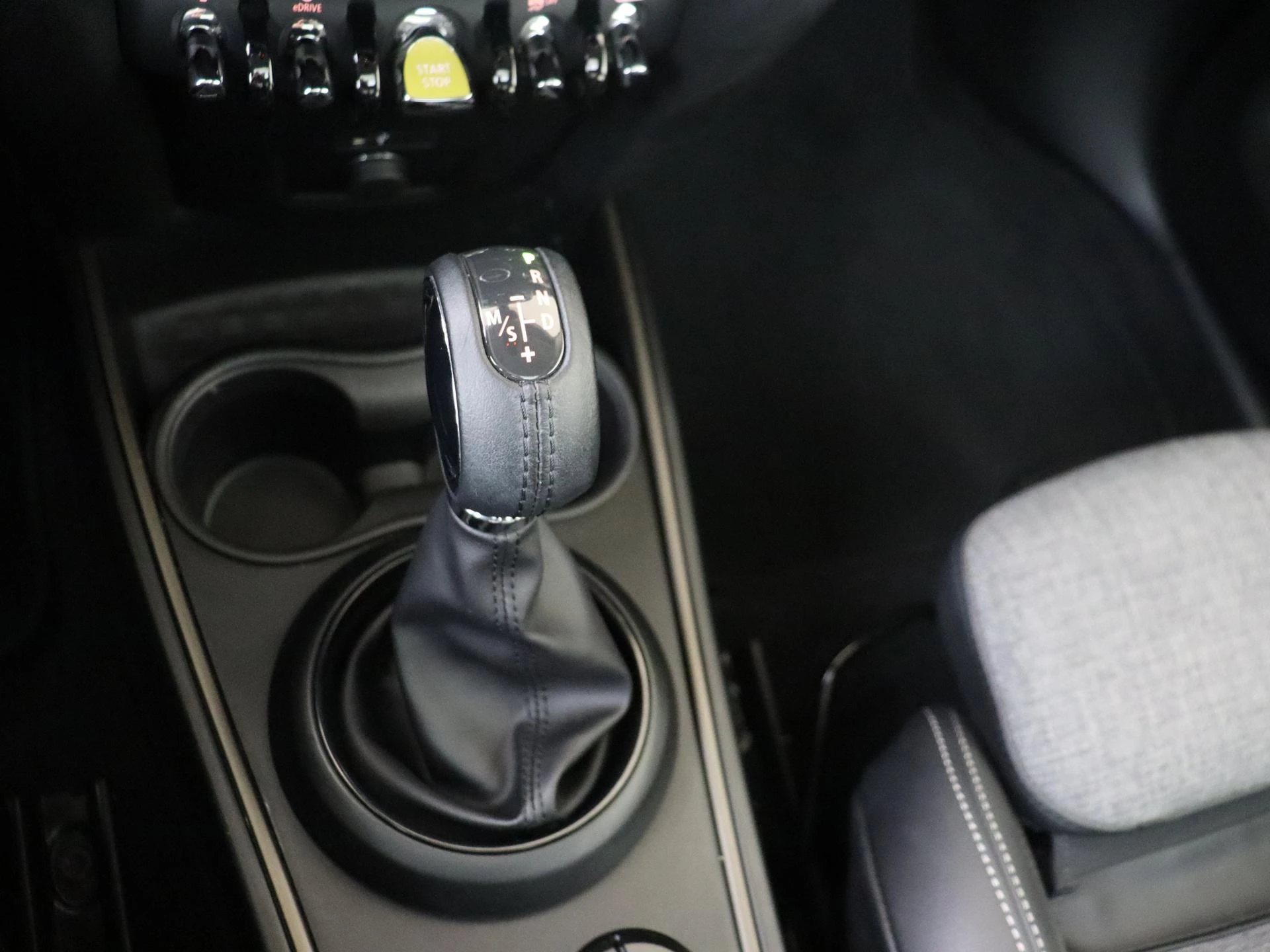 MINI-Countryman-image-14