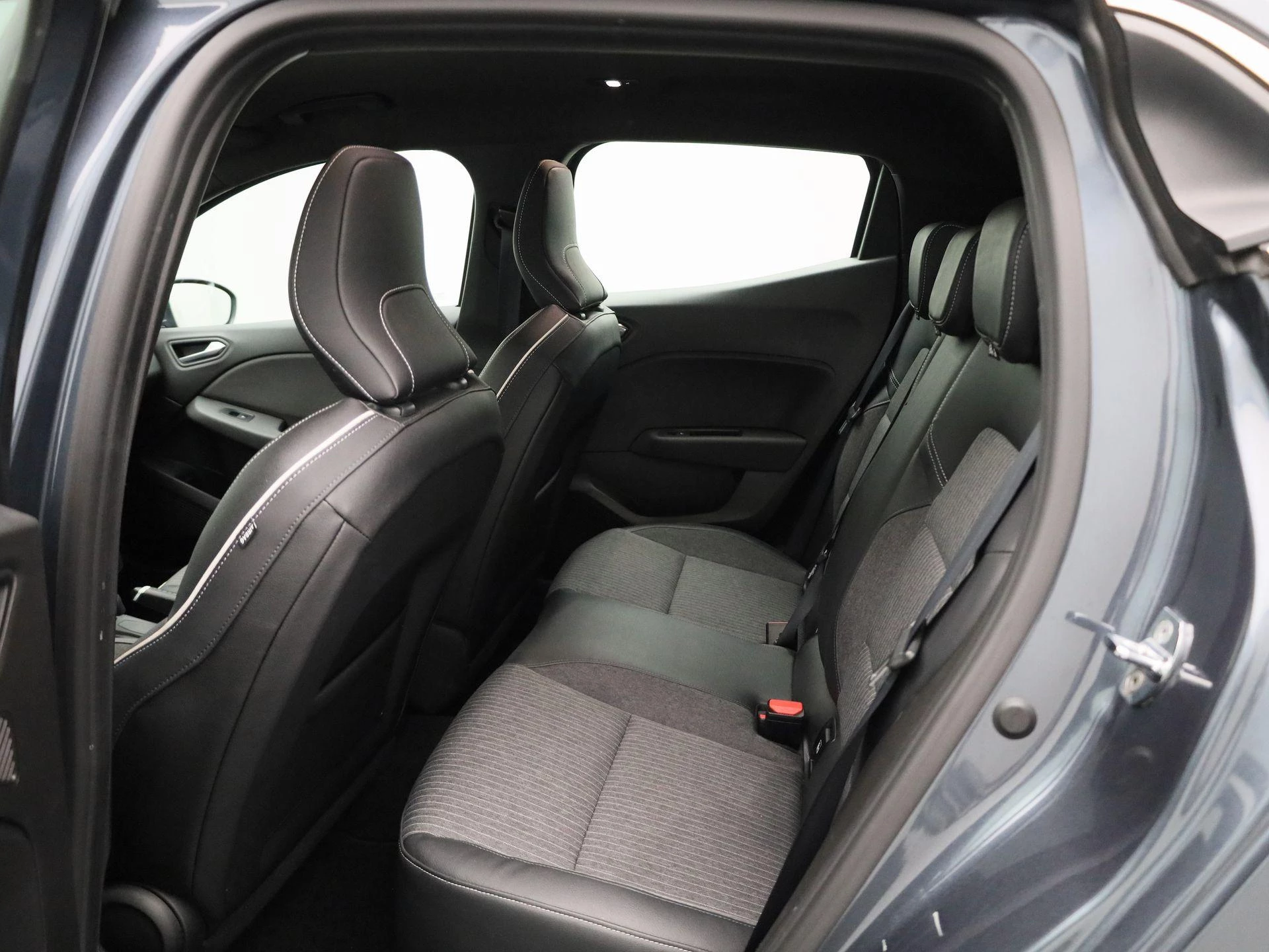 Renault-Clio-image-9