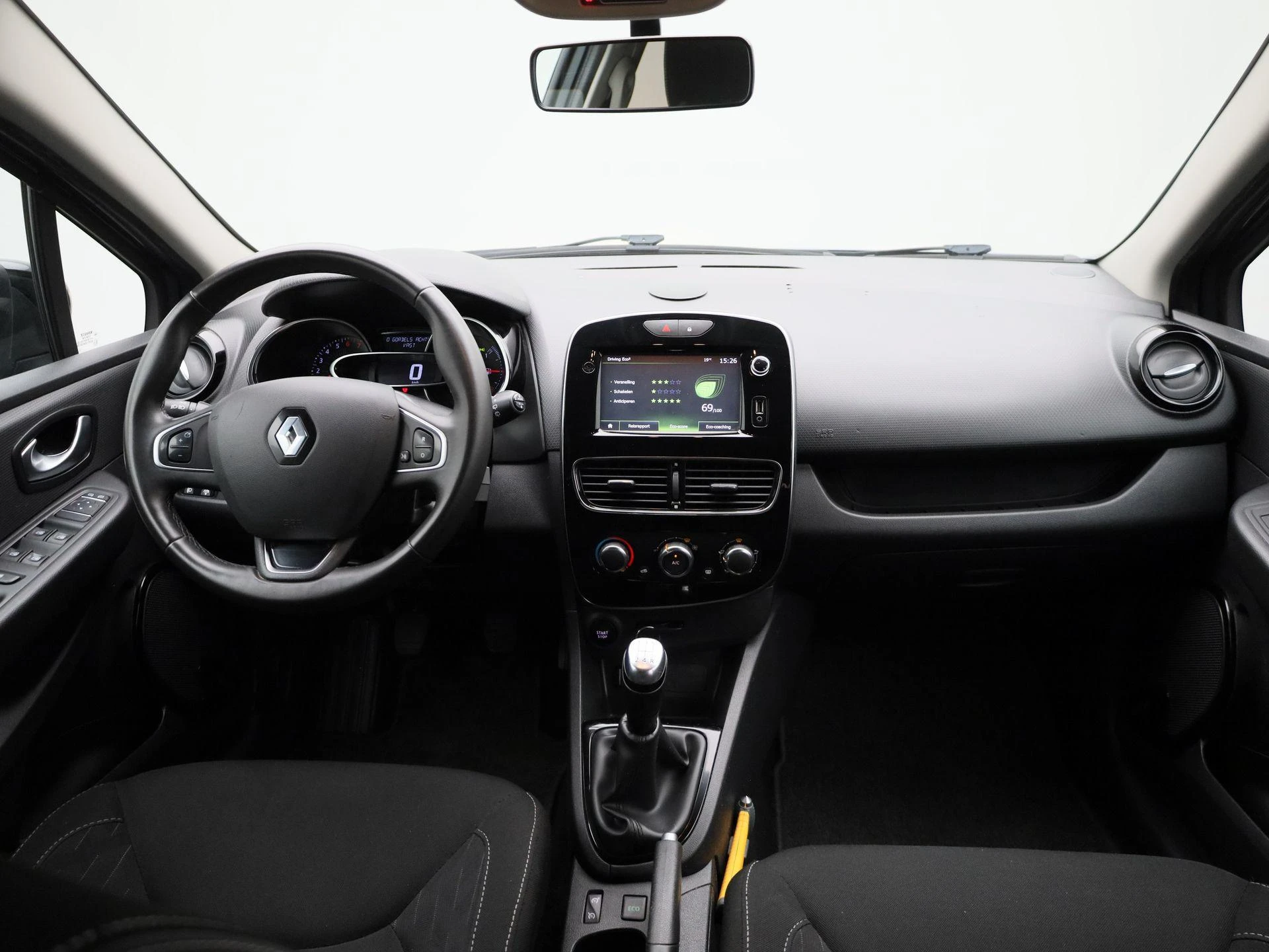 Renault-Clio-image-34