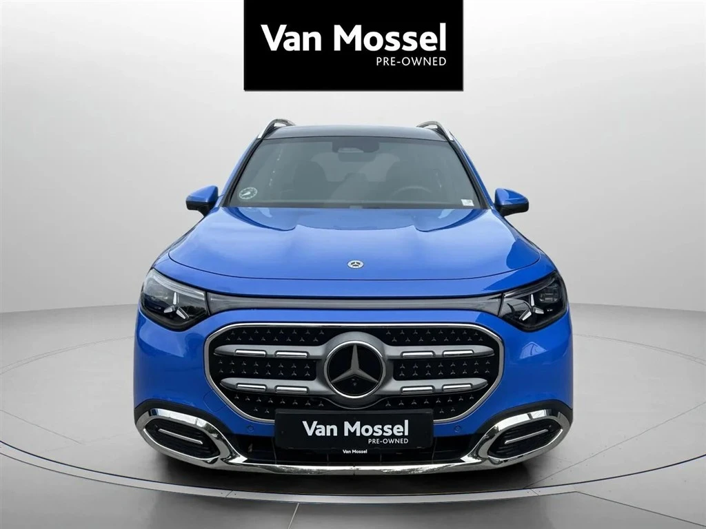 Mercedes-Benz-GLB-image-1