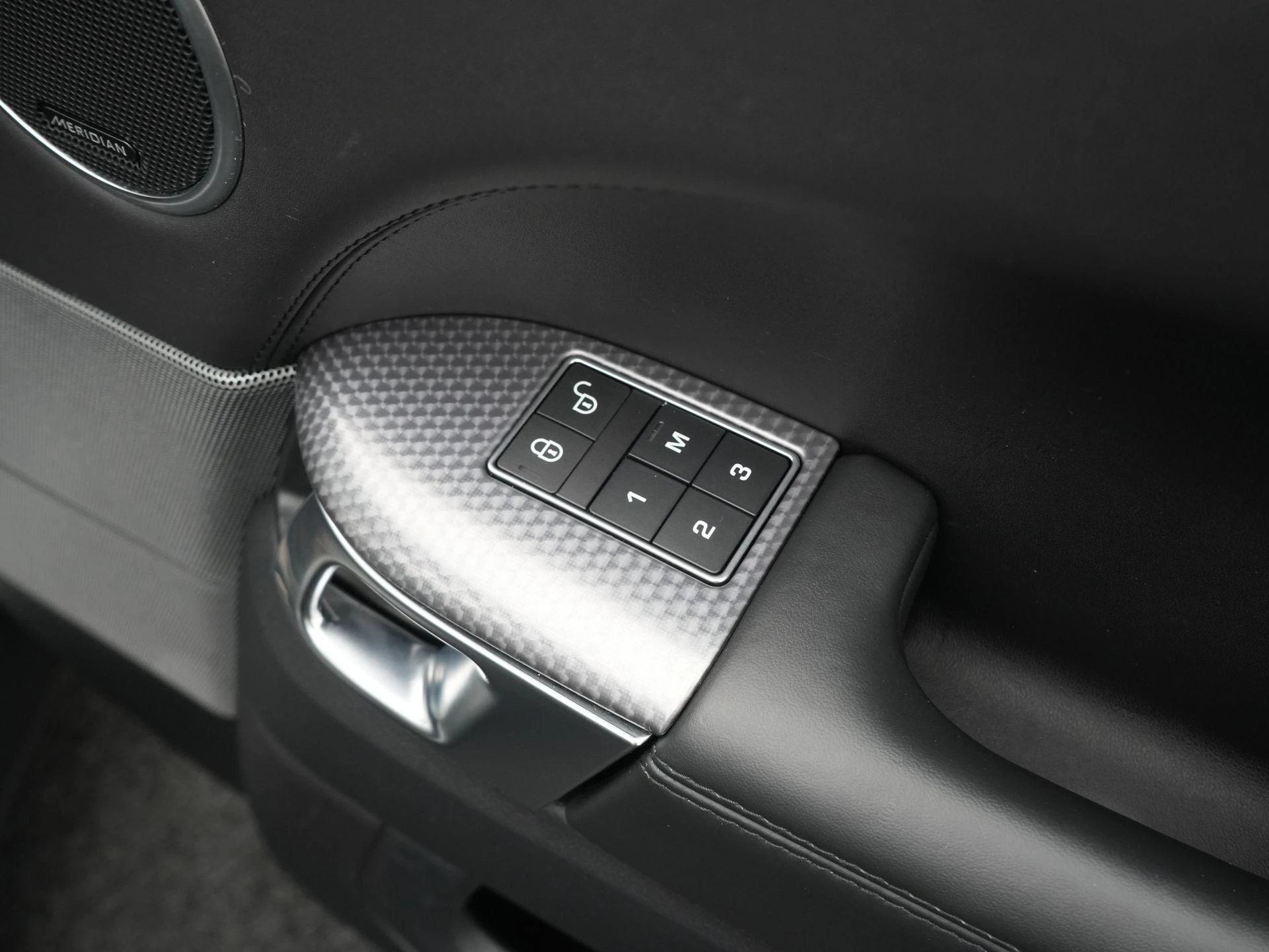 Land Rover-Range Rover Sport-image-36