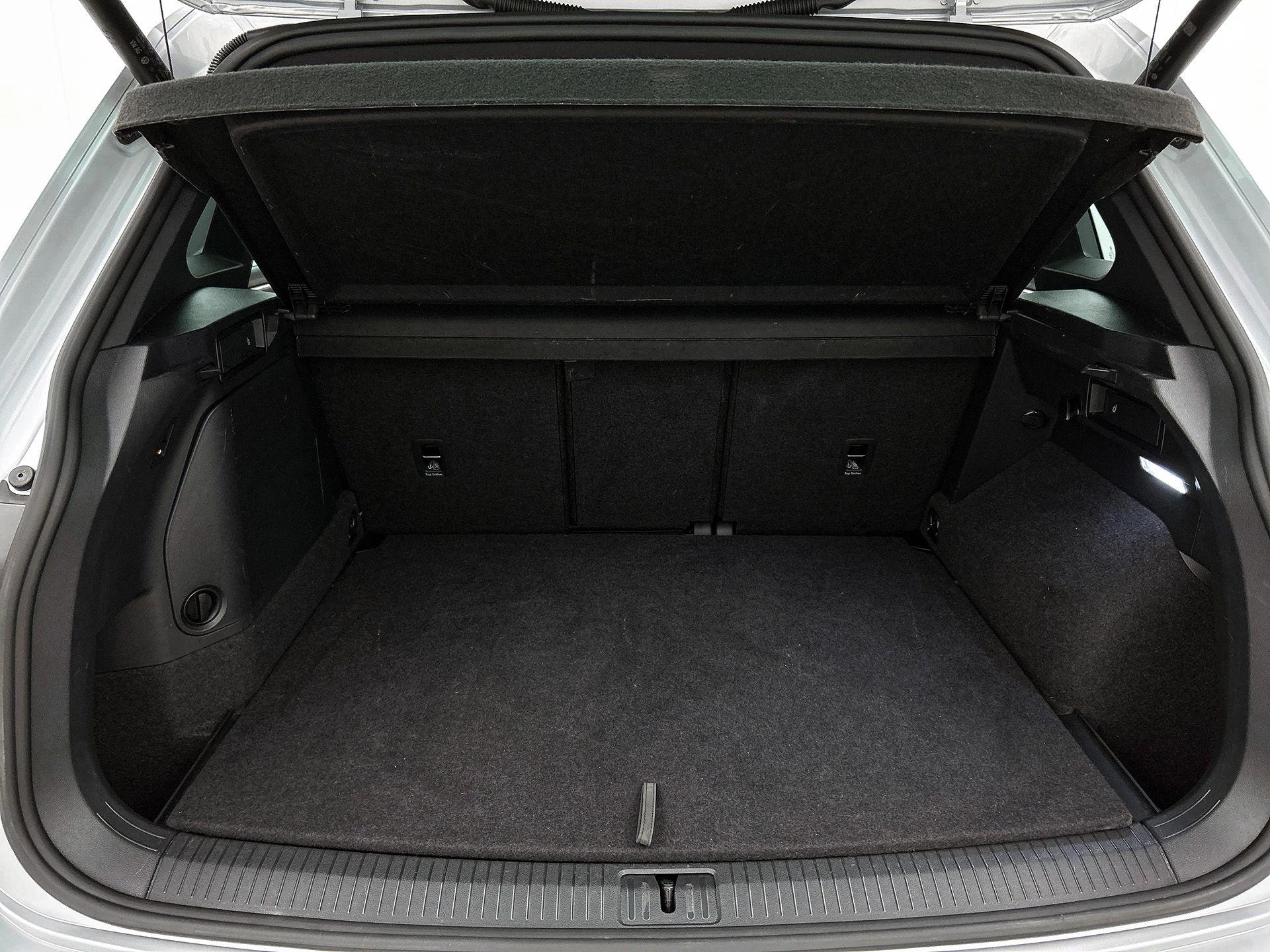 Volkswagen-Tiguan-image-15