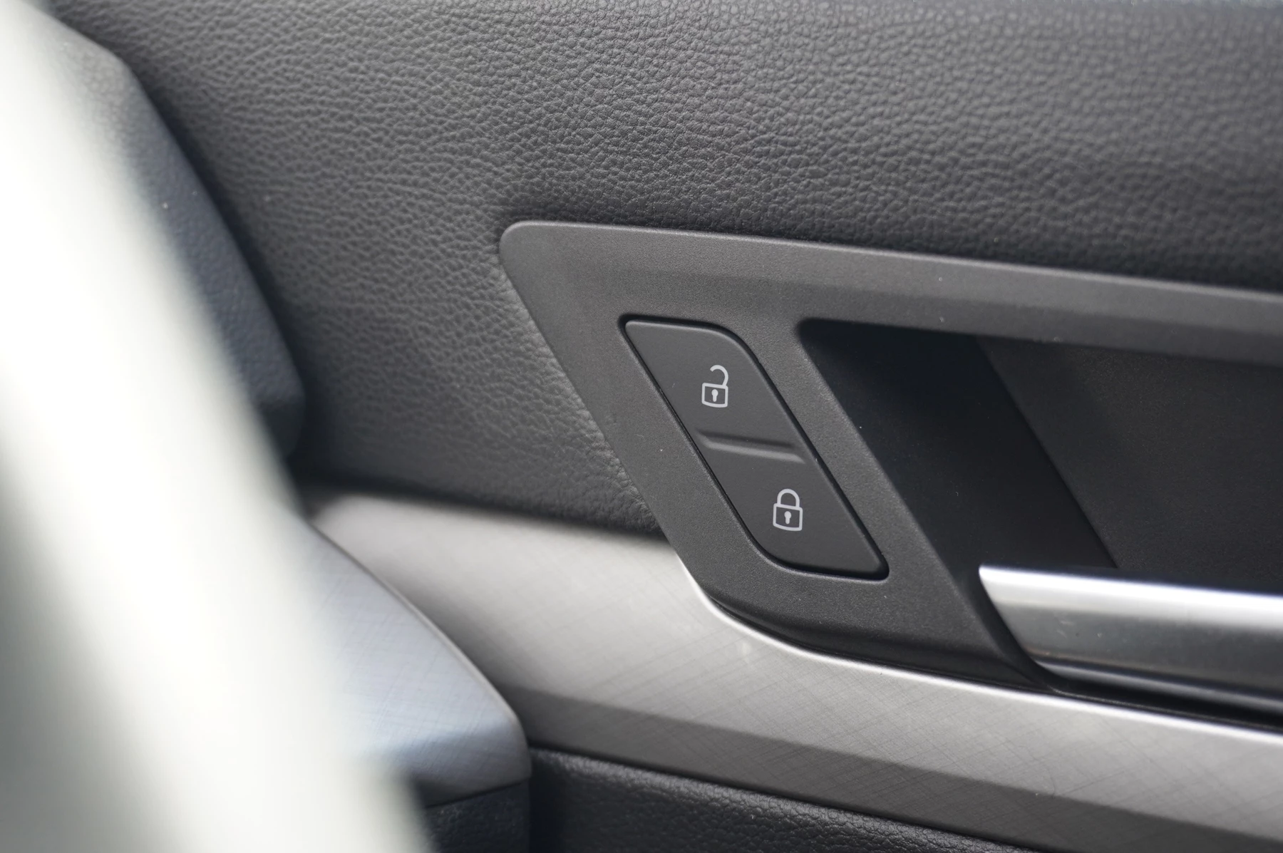 Volkswagen-Golf-image-32