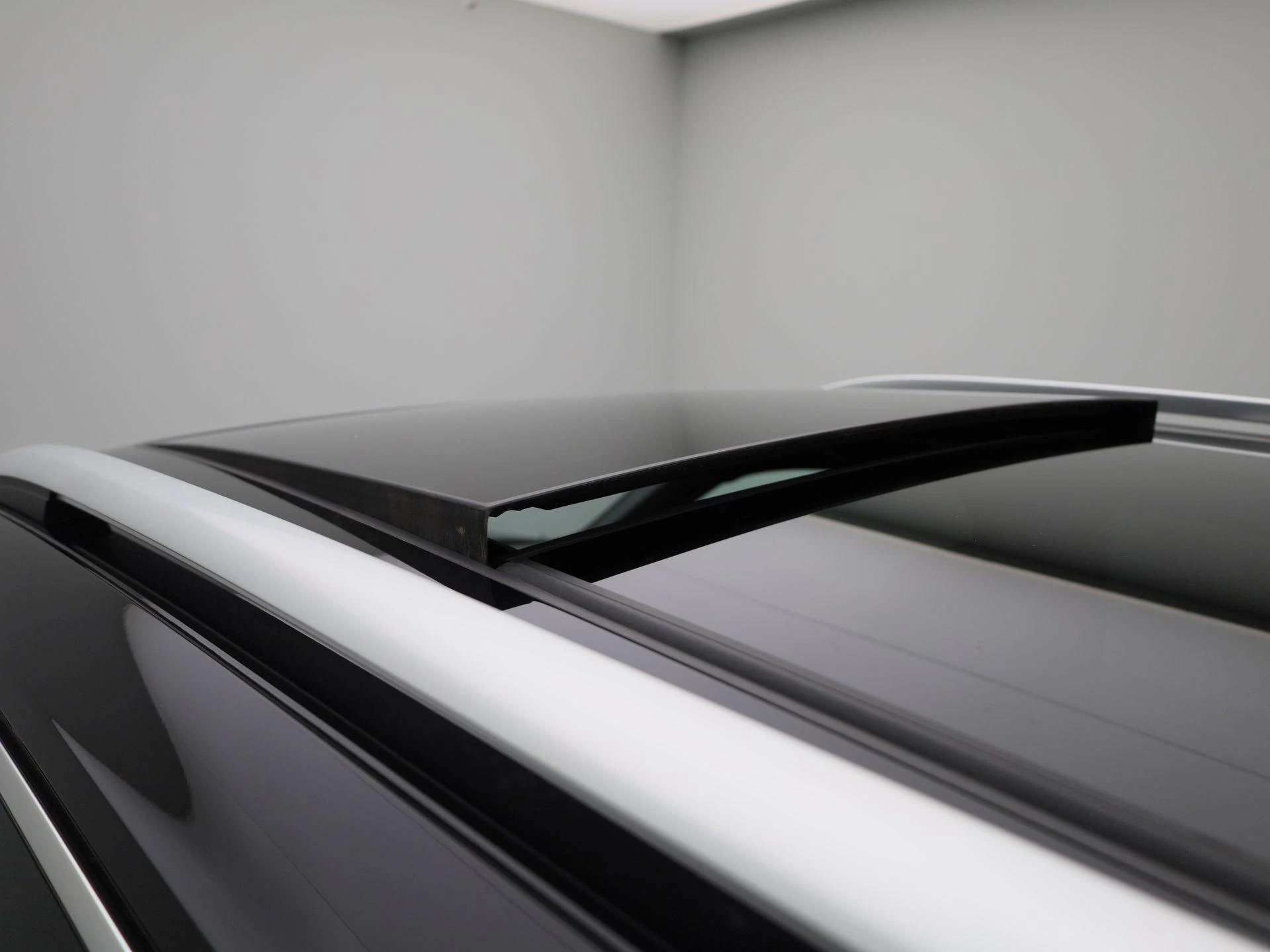 Volkswagen-Tiguan-image-44