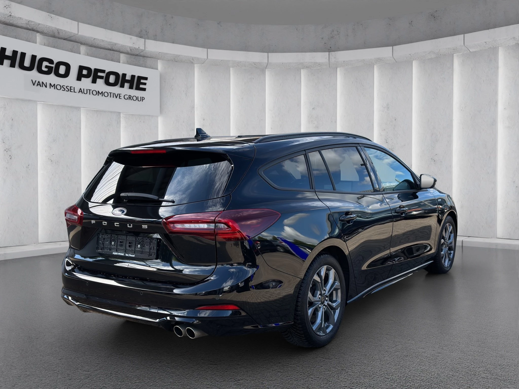 Ford Focus ST-Line X Turnier Aut.*AHK*ACC*HUD*KAM*NAVI*WINTER-PKT.