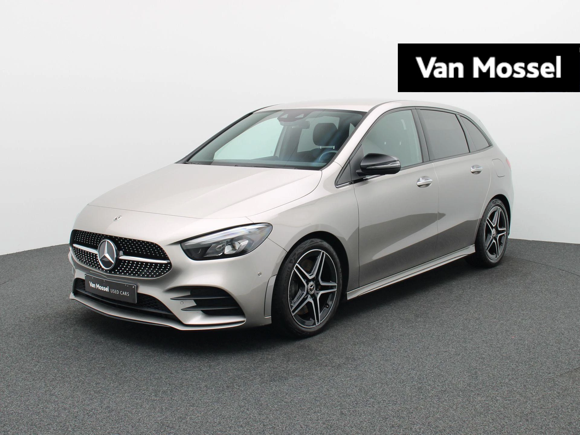 Mercedes-Benz-B-Klasse-image-0