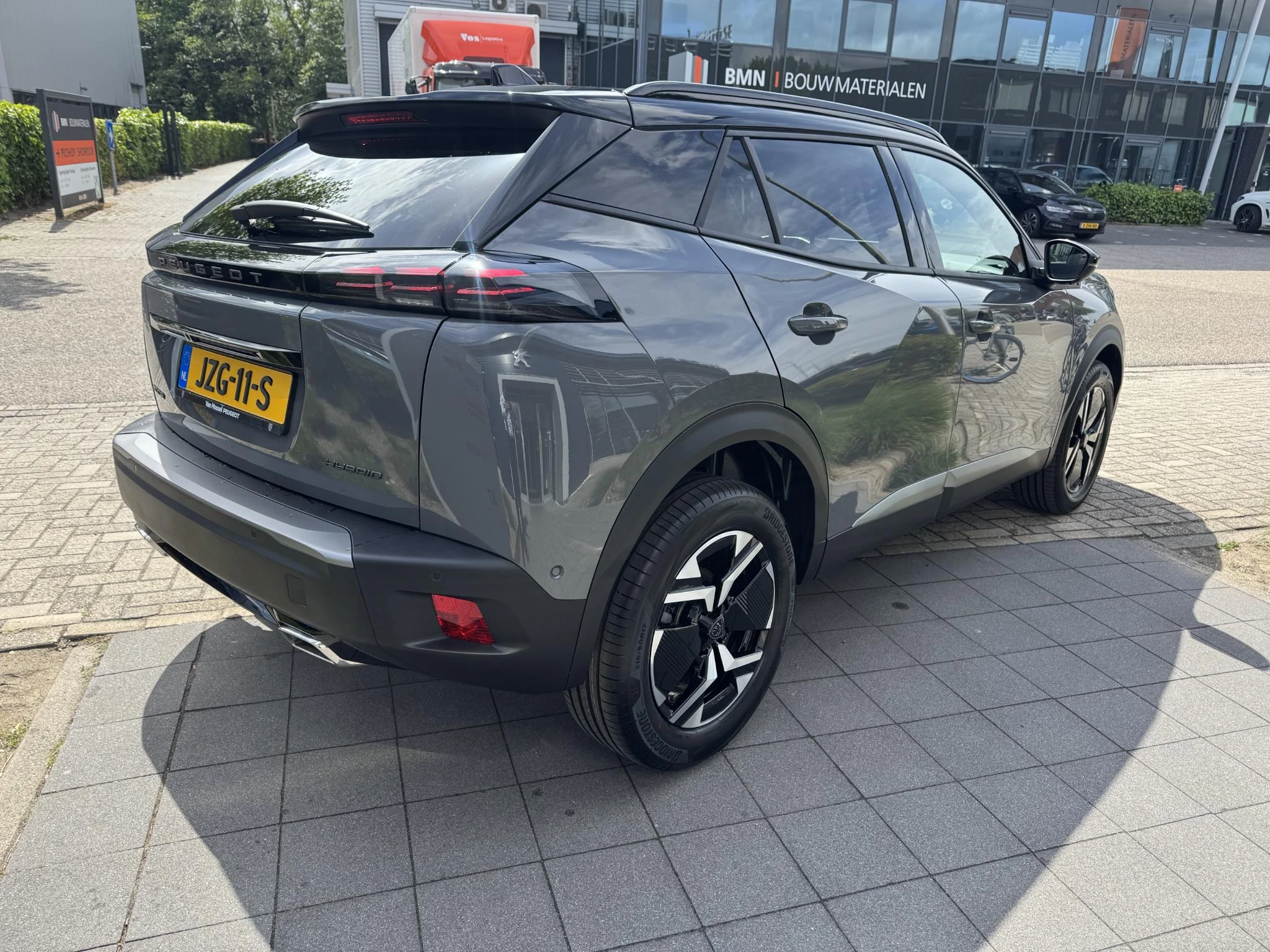 Peugeot-2008-image-4