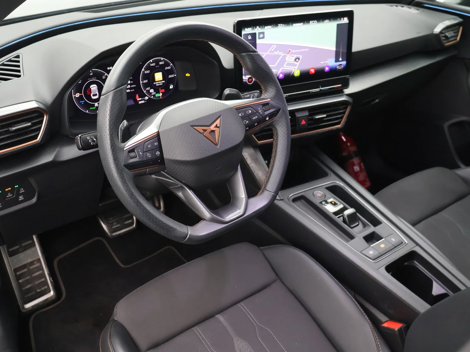 CUPRA Leon Sportstourer ST e-Hybrid (PHEV) Leon Break PHEV 1.4TSI 204PK *AUTOMAAT*CAMERA*LEDER*SPORTZETELS*CRUISE*VIRTUAL COCKPIT*PDC*...*